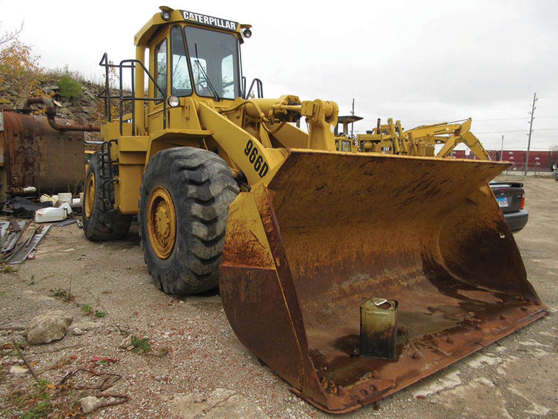 CATERPILLAR 966D WHEEL LOADER, 23.5-25 TIRES, 119'' BUCKET, S/N 99Y00113, 3306 ENGINE, S/N 3Z4535, - Image 3 of 19