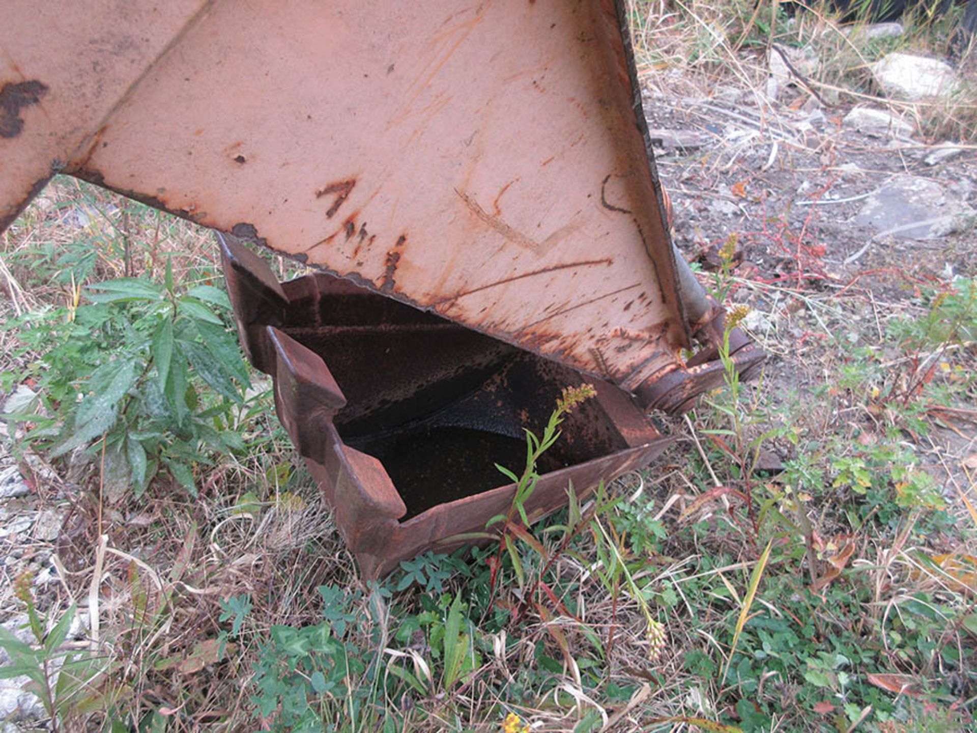 MUSTANG BACKHOE ATTACHMENT FOR SKID STEER LOADER - Image 4 of 4