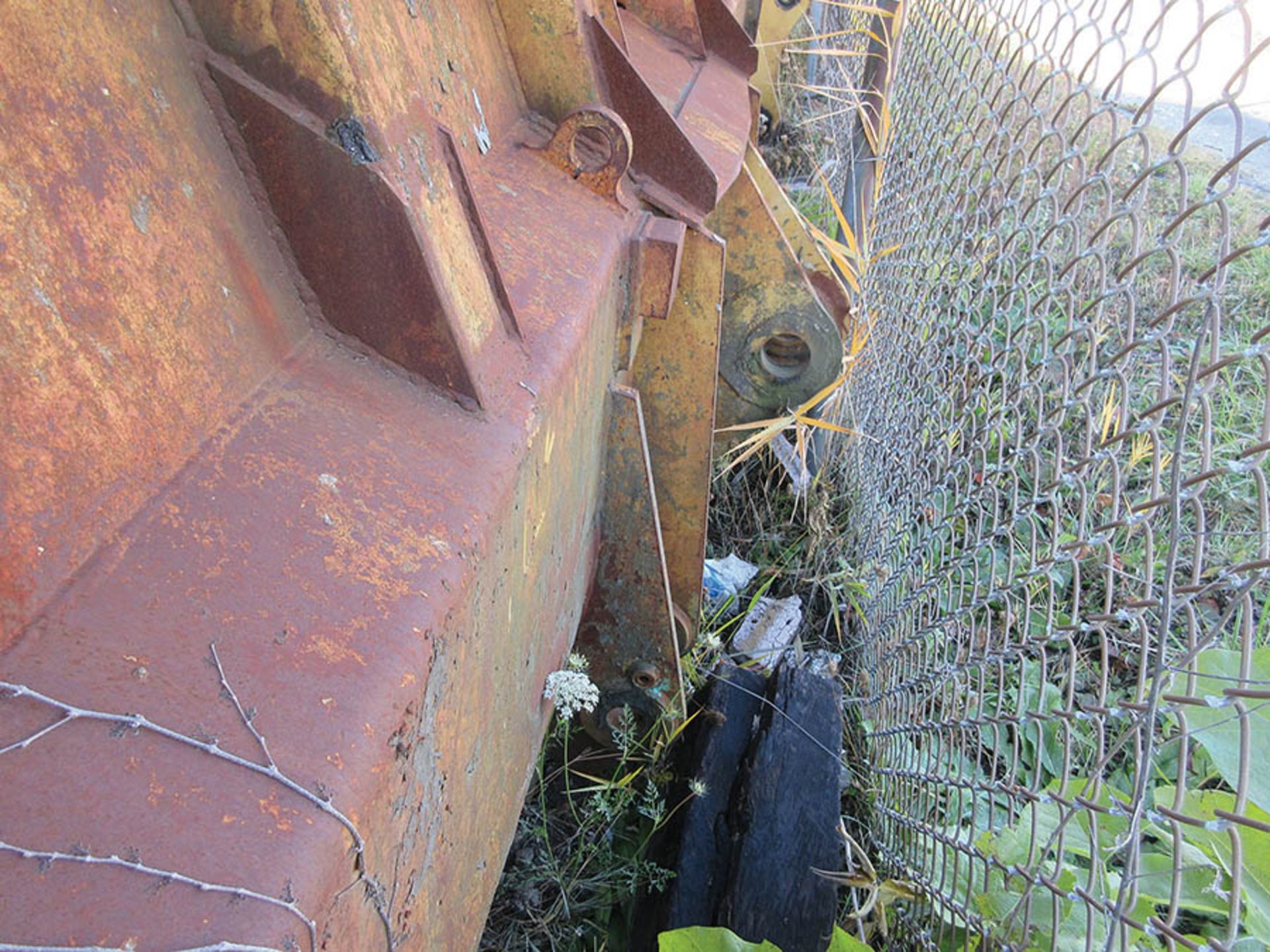 966D WHEEL LOADER BUCKET, 130'' W. - Image 2 of 2