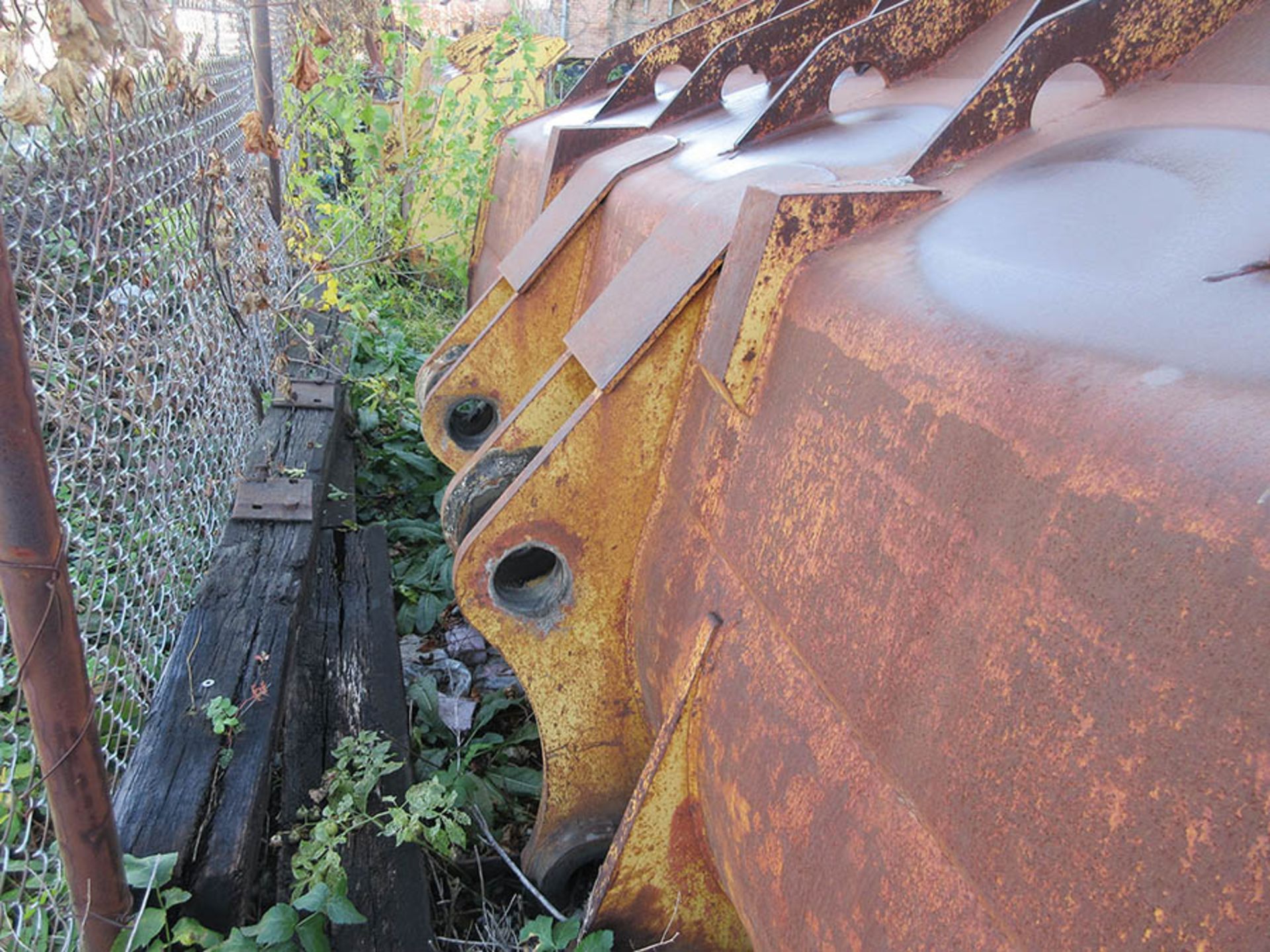 950 WHEEL LOADER BUCKET, 140'' W. - Image 2 of 2