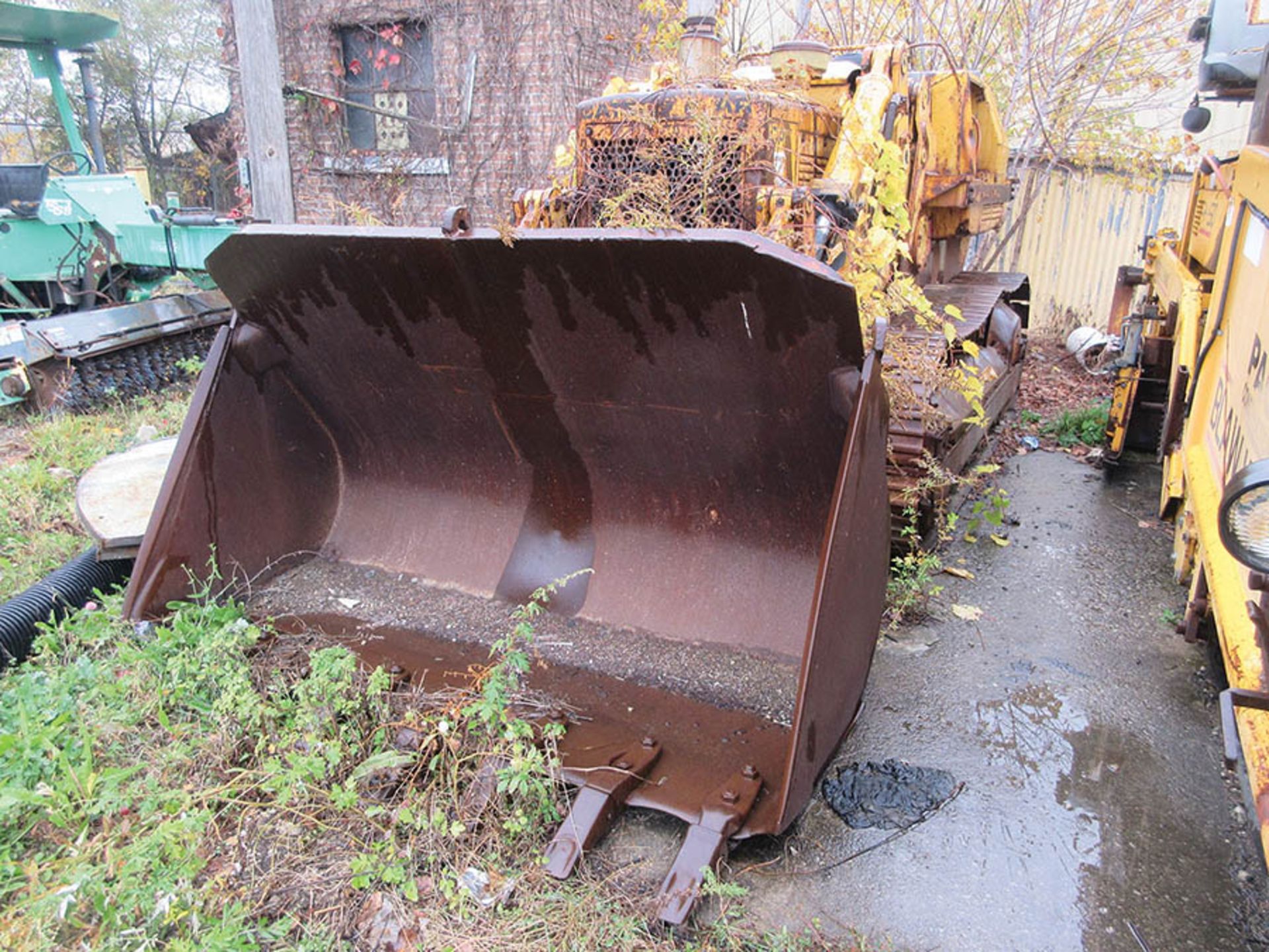 CATERPILLAR 955L TRACK LOADER, 15'' W. TRACKS, 86'' W. ROCK BUCKET - Image 7 of 8