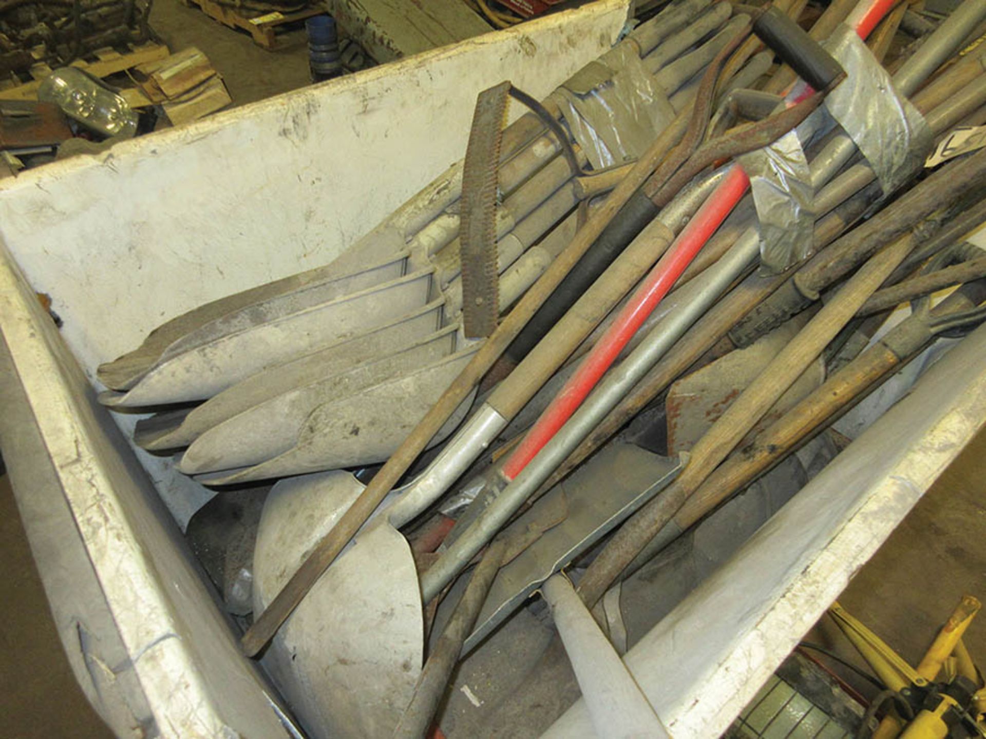 ASSORTED SHOVELS, SCRAPERS AND HALOGEN LIGHTS - Image 3 of 3