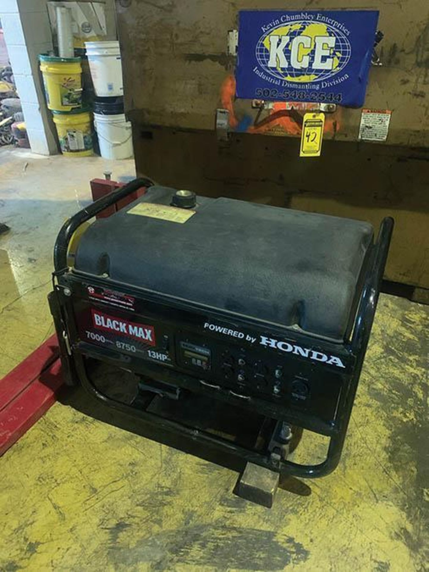 HONDA BLACK MAX GAS POWERED GENERATOR, 7,000 RUNNING WATTS, 13-HP