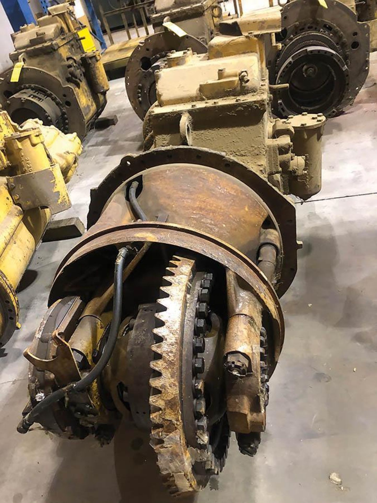 CATERPILLAR 631C TRANSMISSION AND DIFFERENTIAL, COMPLETE - Image 3 of 4