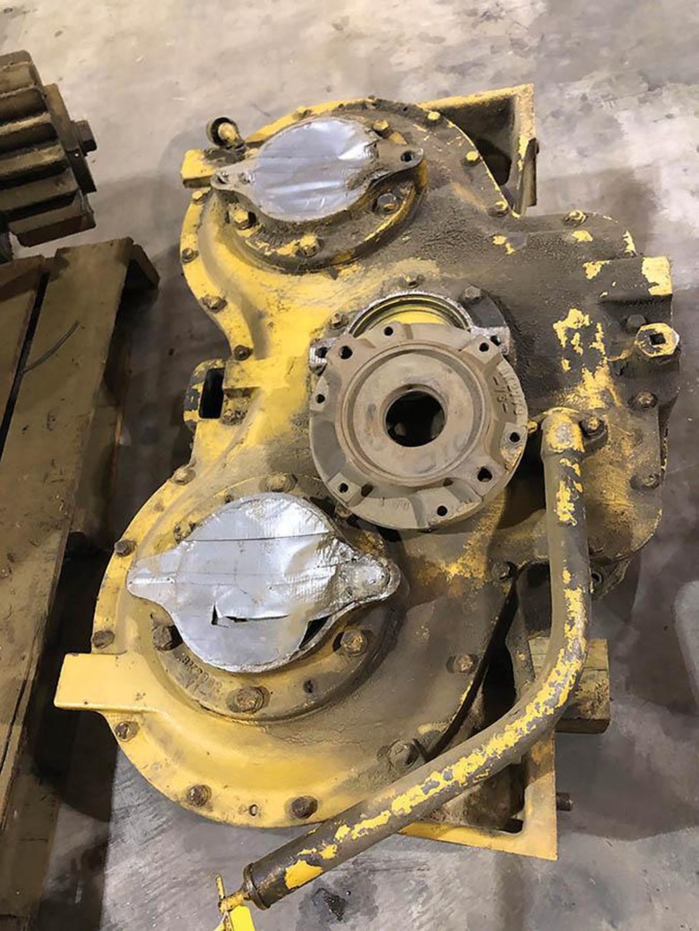 CATERPILLAR 245 PUMP DRIVE