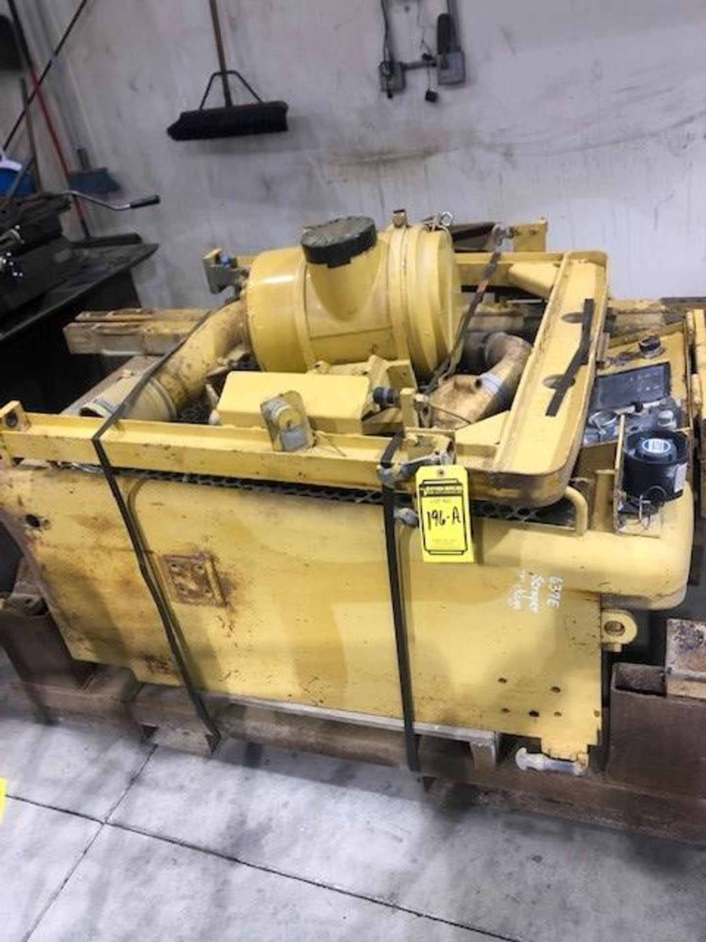 CATERPILLAR 637E SCRAPER RADIATOR ASSEMBLY, COOLERS, HYDRAULIC TANK, FAN AND HUB