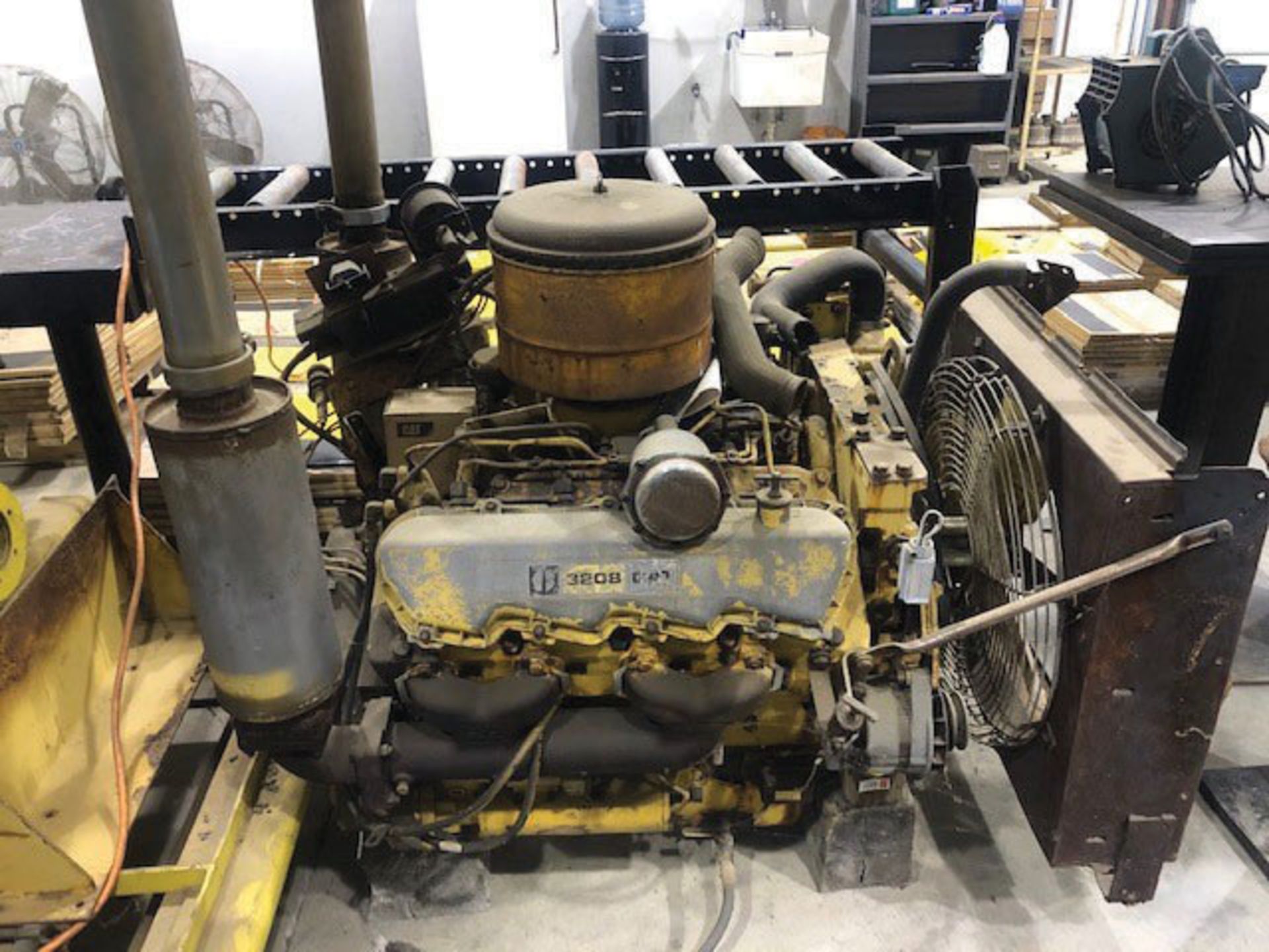 75 W CATERPILLAR 3160 GENERATOR, MODEL 8L6245, S/N 63795-45, 3 PHASE, WITH A 3208 ENGINE, BOTH ENGIN - Image 2 of 2
