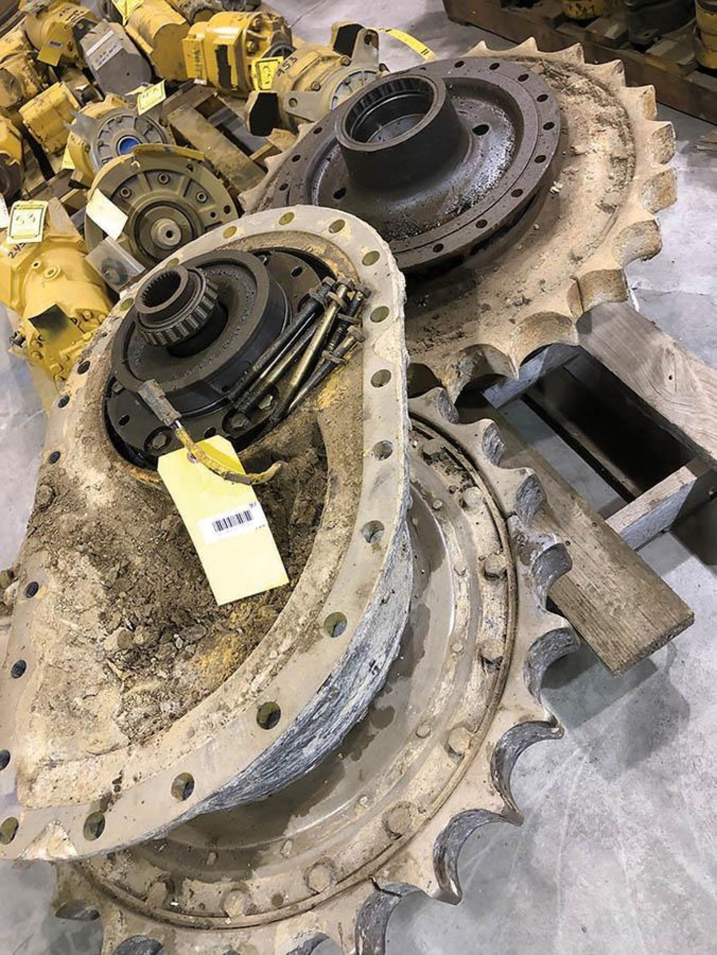 CATERPILLAR 963C FINAL DRIVES