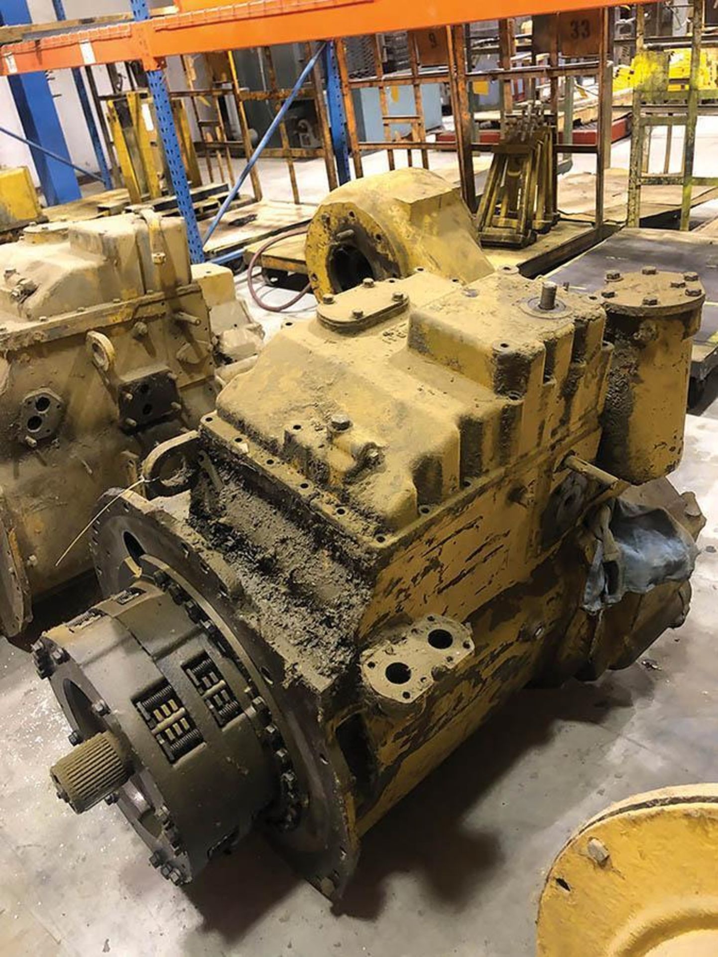 CATERPILLAR 627B TRANSMISSION, COMPLETE - Image 3 of 4