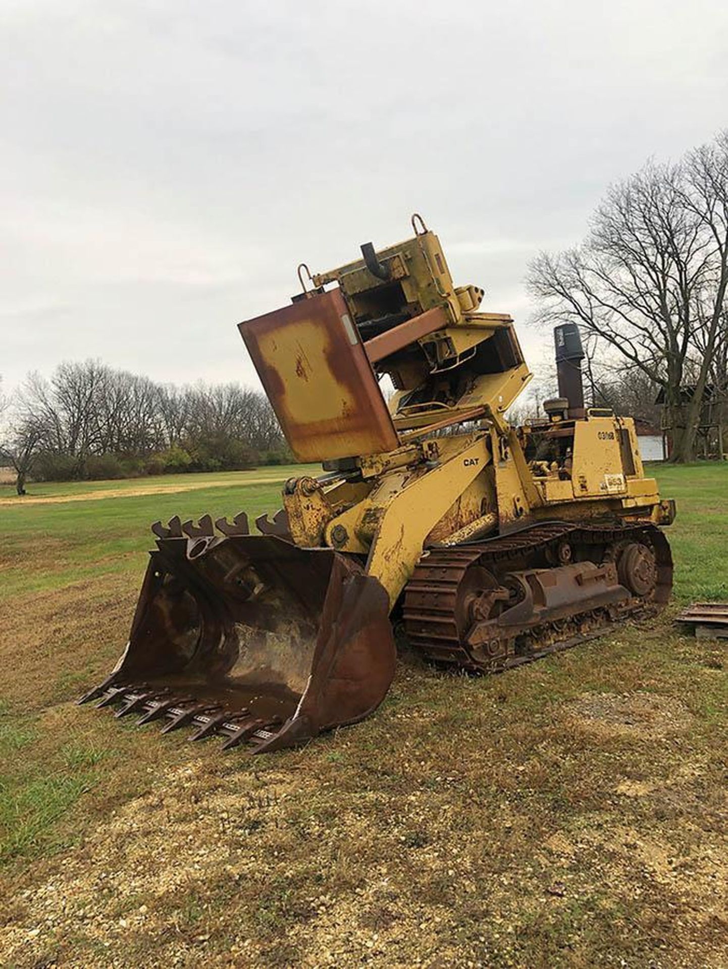 CATERPILLAR 953 TRACK LOADER ENGINE, RUNS, NO TRANSMISSION - Image 3 of 7