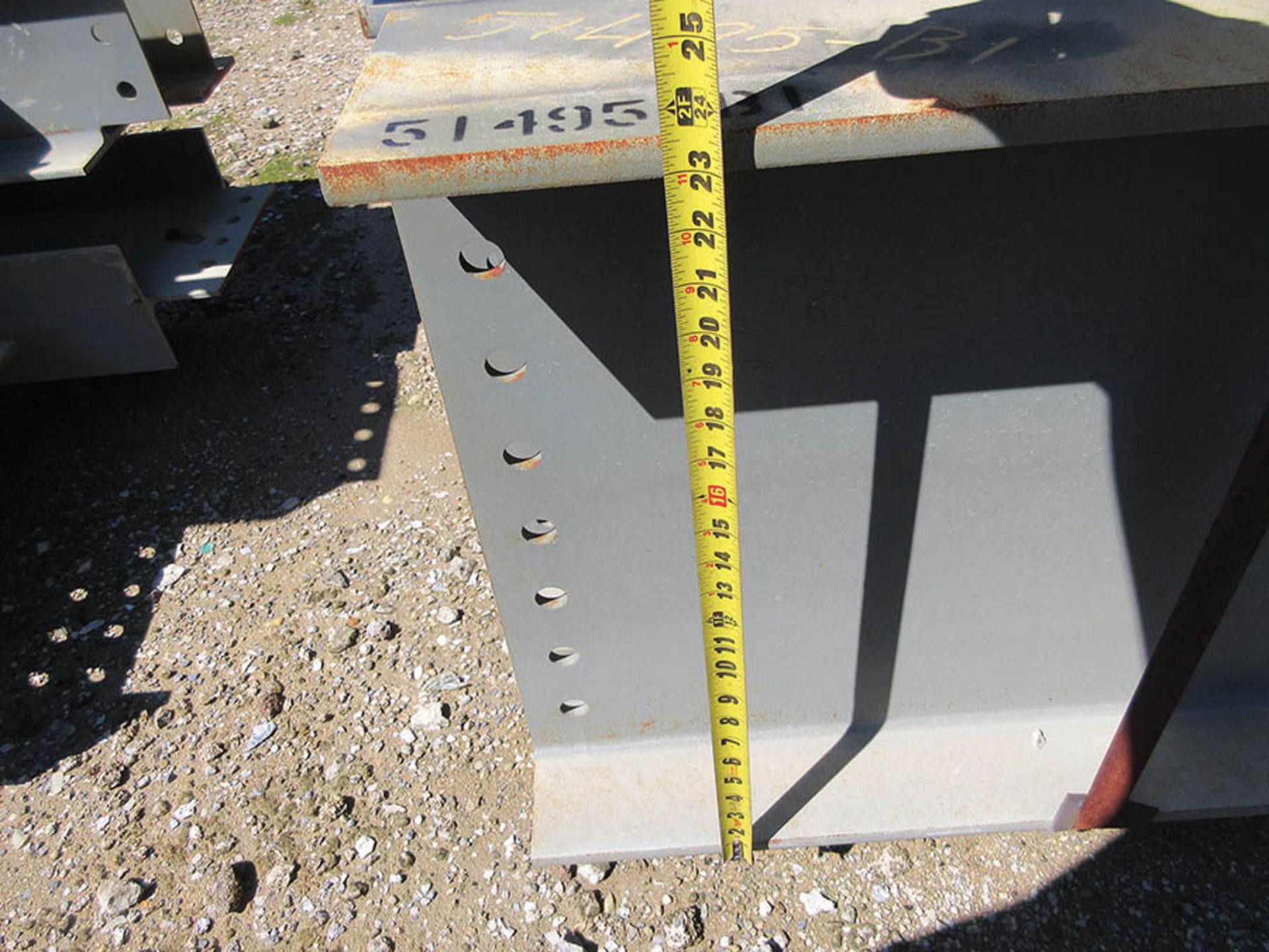 LARGE LOT OF STRUCTURAL STEEL: CONSISTS MOSTLY OF 1 1/2'' THICK OR LESS STEEL BEAMS, VARIOUS - Image 17 of 25