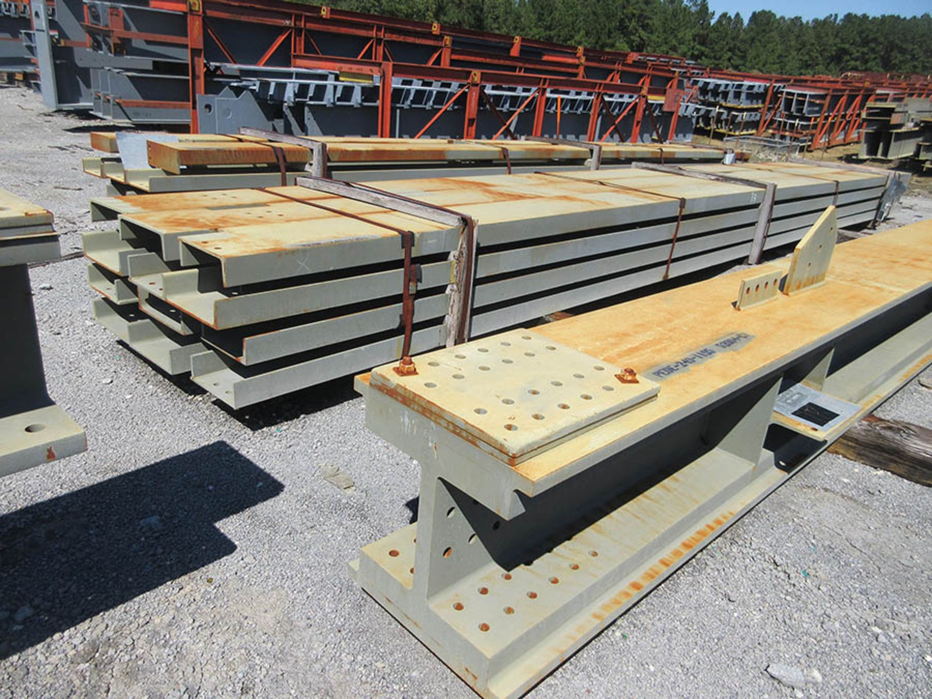 LARGE LOT OF STRUCTURAL STEEL: BEAMS, GIRDERS, BEAMS UP TO 606'' X 21'' X 20'' X 4'', LOCATION: GRID - Image 18 of 19