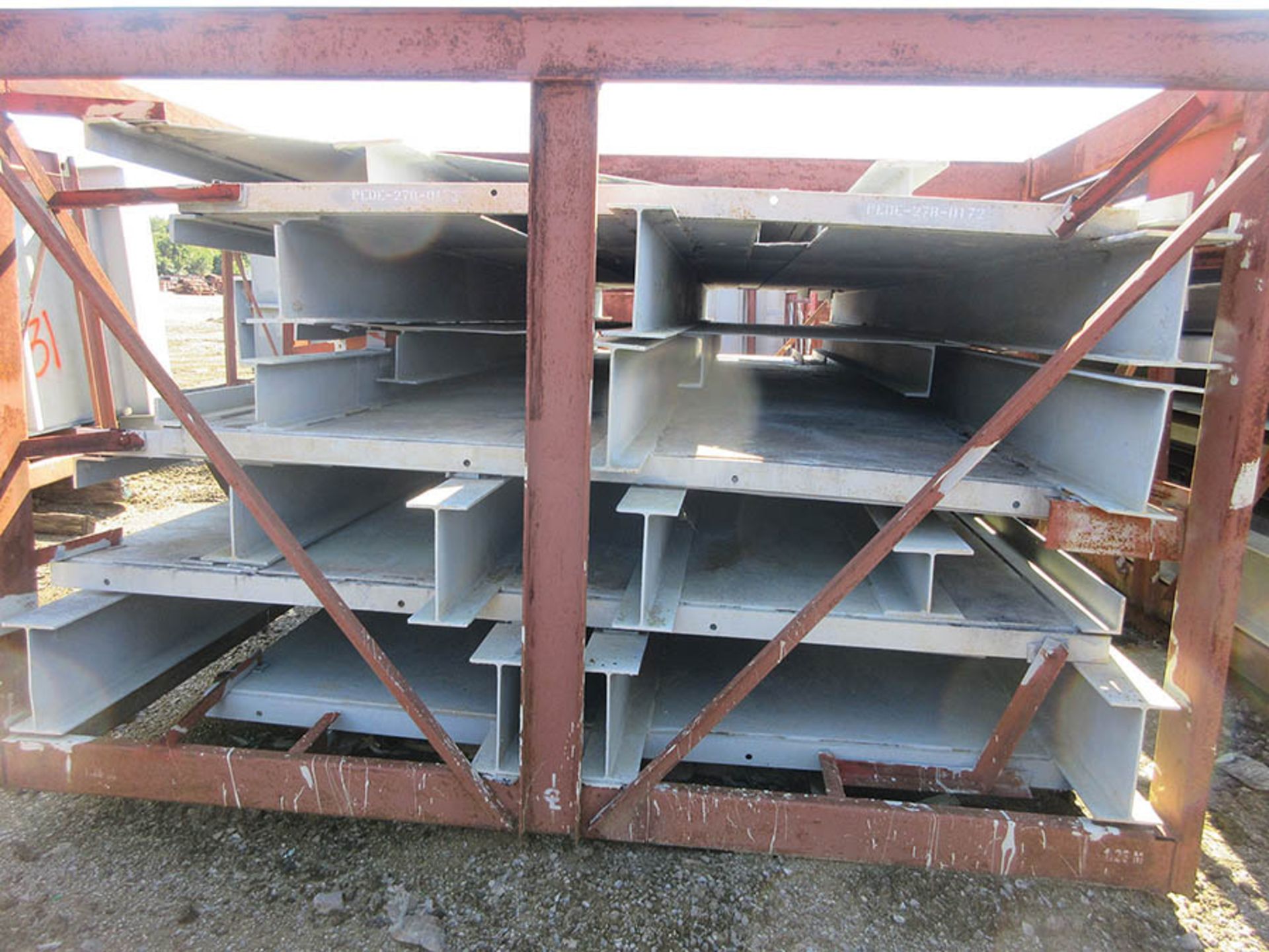 LOT OF STRUCTURAL STEEL: ASSORTED PIECES, BEAMS, DUCTING, BEAMS UP TO 336'' X 41'' X 16'' X 2 1/4'', - Image 6 of 12