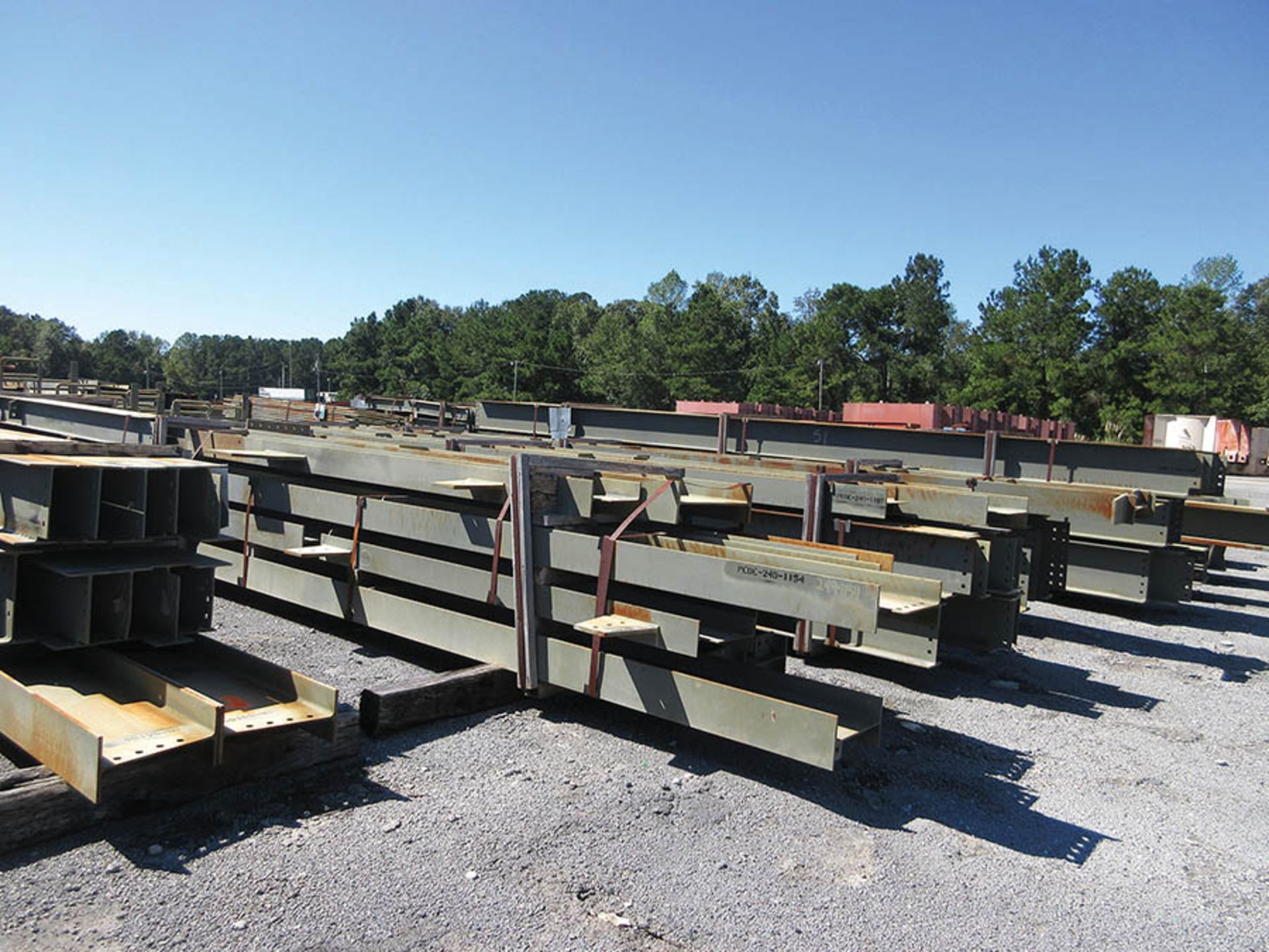 LARGE LOT OF STRUCTURAL STEEL: BEAMS, GIRDERS, BEAMS UP TO 606'' X 21'' X 20'' X 4'', LOCATION: GRID - Image 14 of 19