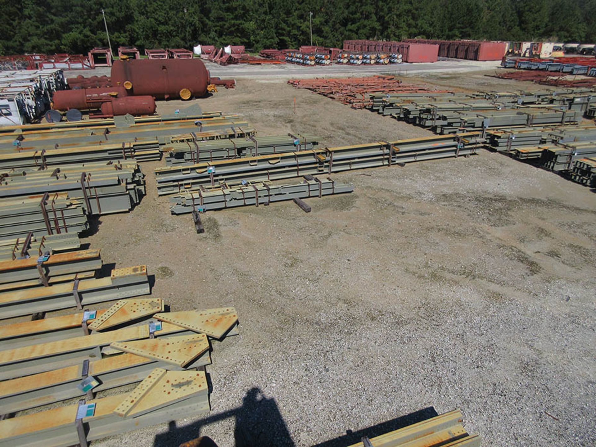 SMALLER LOT OF STRUCTURAL STEEL: BEAMS, HANDRAIL, BEAMS UP TO 654'' X 21'' X 20'' X 4'' AND - Image 2 of 15