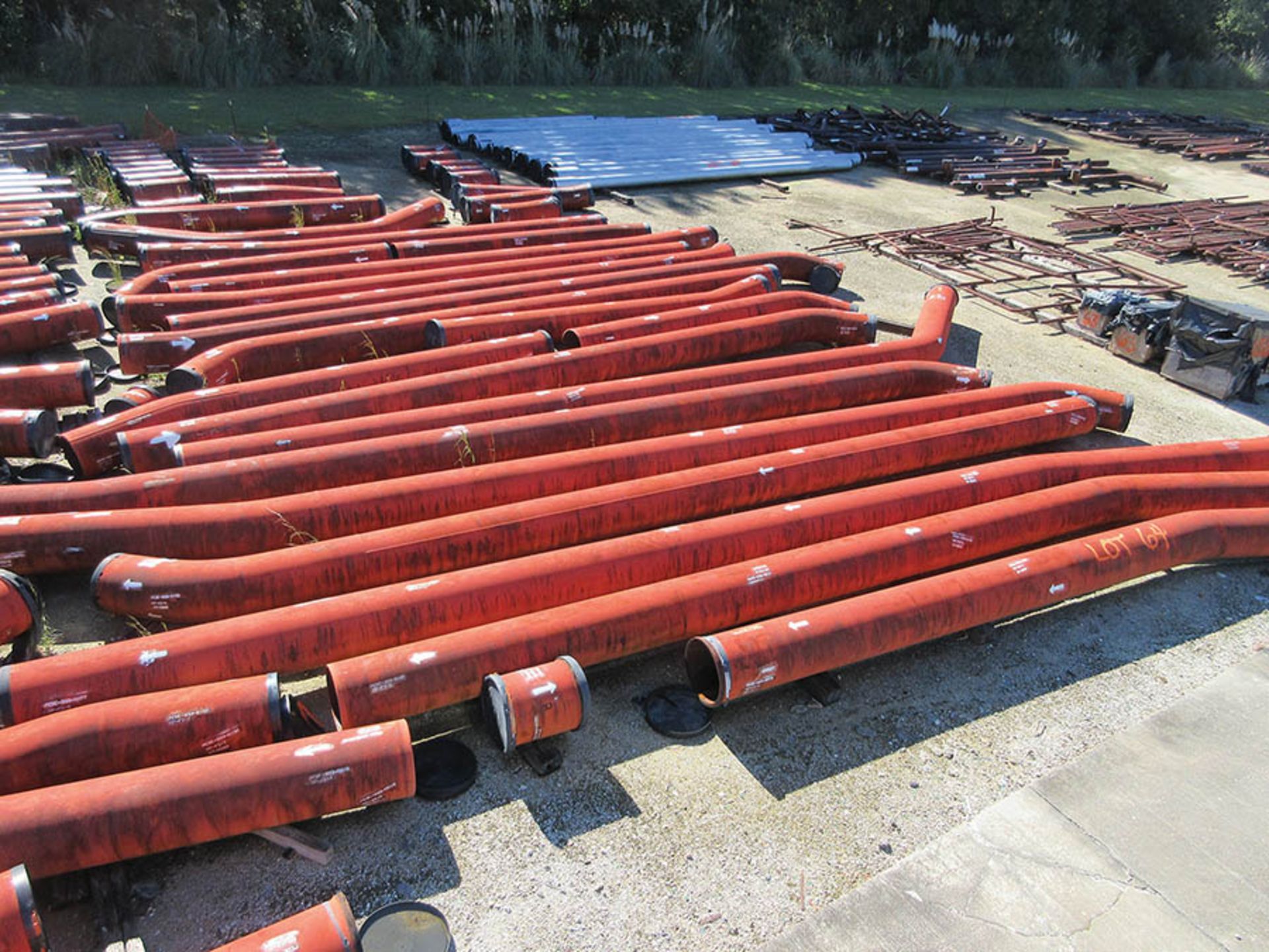 LARGE LOT OF ASSORTED PIPE: 24'', 26'' DIA. UP TO 500'', 7,177 LB., LOCATION: GRID 7E