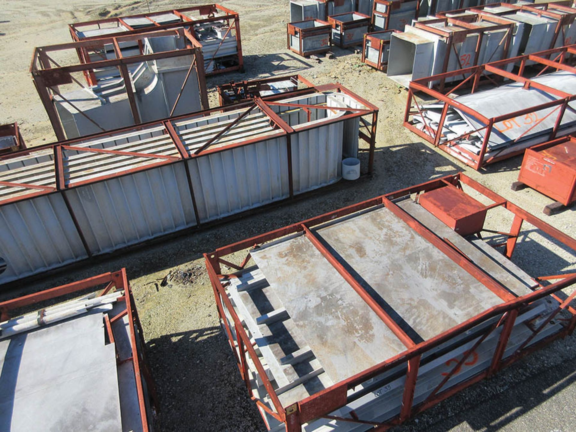 LOT OF STRUCTURAL STEEL & DUCTING: ASSORTED PIECES, CRATES UP TO 477'' X 78'', LOCATION: GRID 3HA