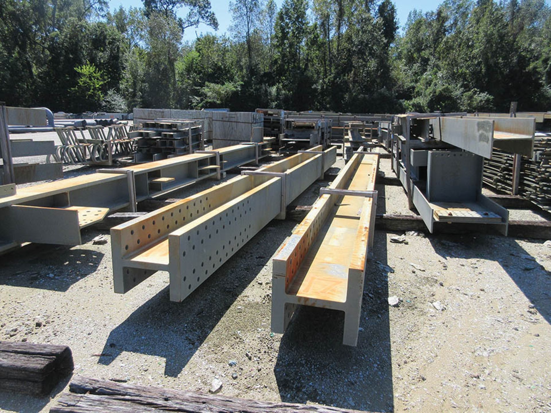 LARGE LOT OF STRUCTURAL STEEL: BEAMS, HANDRAIL, PLATE, STAIRS, BEAMS UP TO 379'' X 17'' X 16'' X - Image 14 of 24