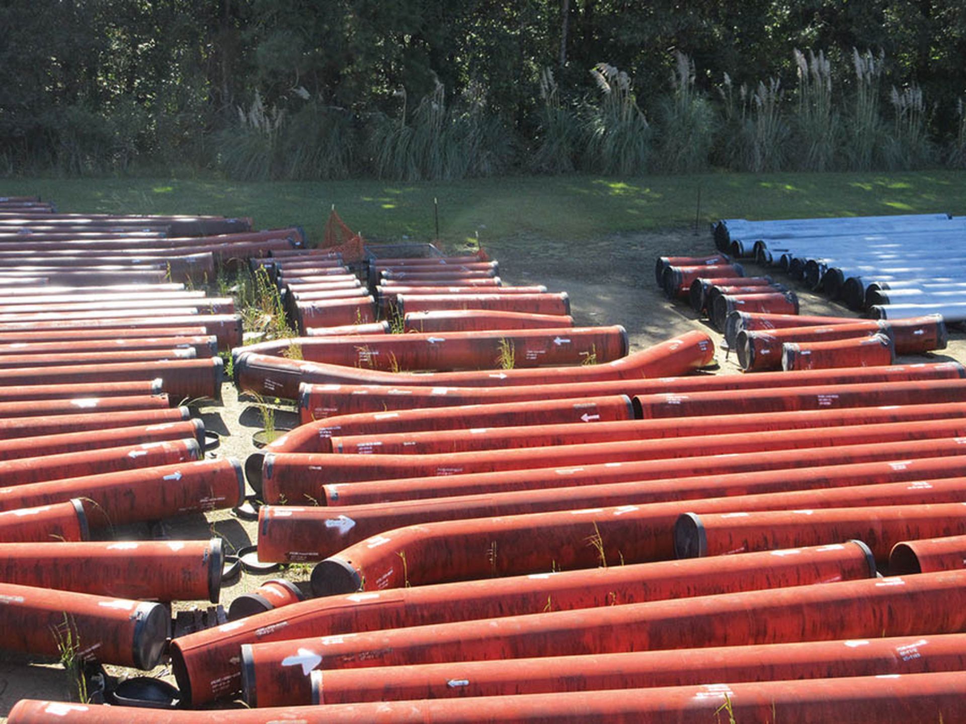 LARGE LOT OF ASSORTED PIPE: 24'', 26'' DIA. UP TO 500'', 7,177 LB., LOCATION: GRID 7E - Image 4 of 5
