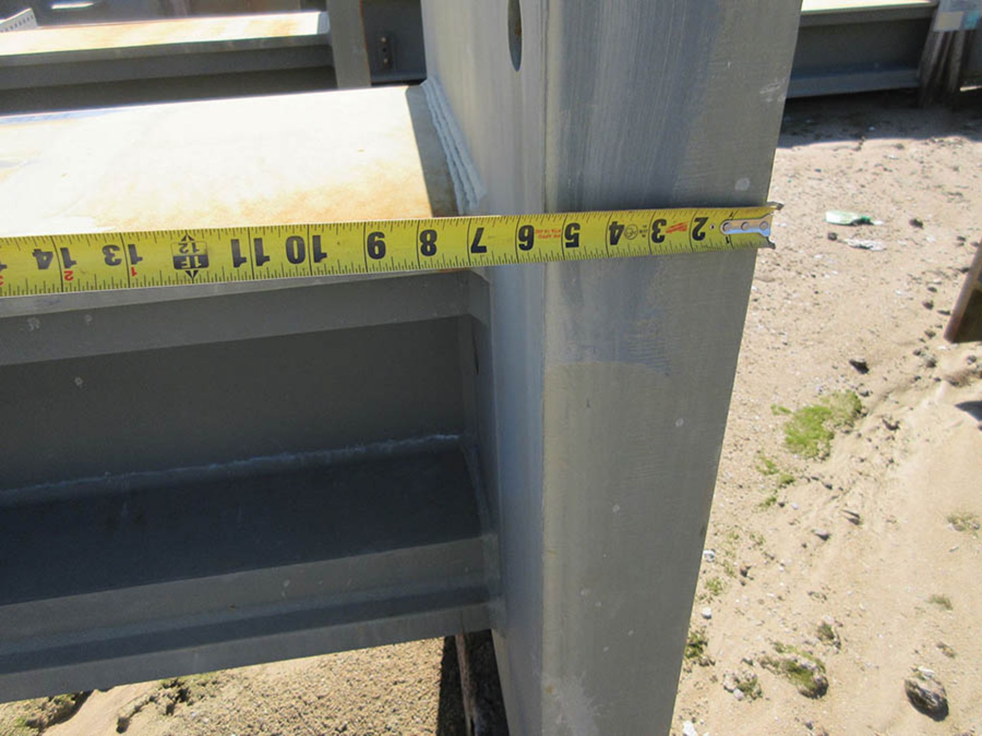 LARGE LOT OF STRUCTURAL STEEL: BEAMS, COLUMNS, BEAMS UP TO 496'' X 25'' X 20'' X 6'', 477'' X 27'' X - Image 13 of 16