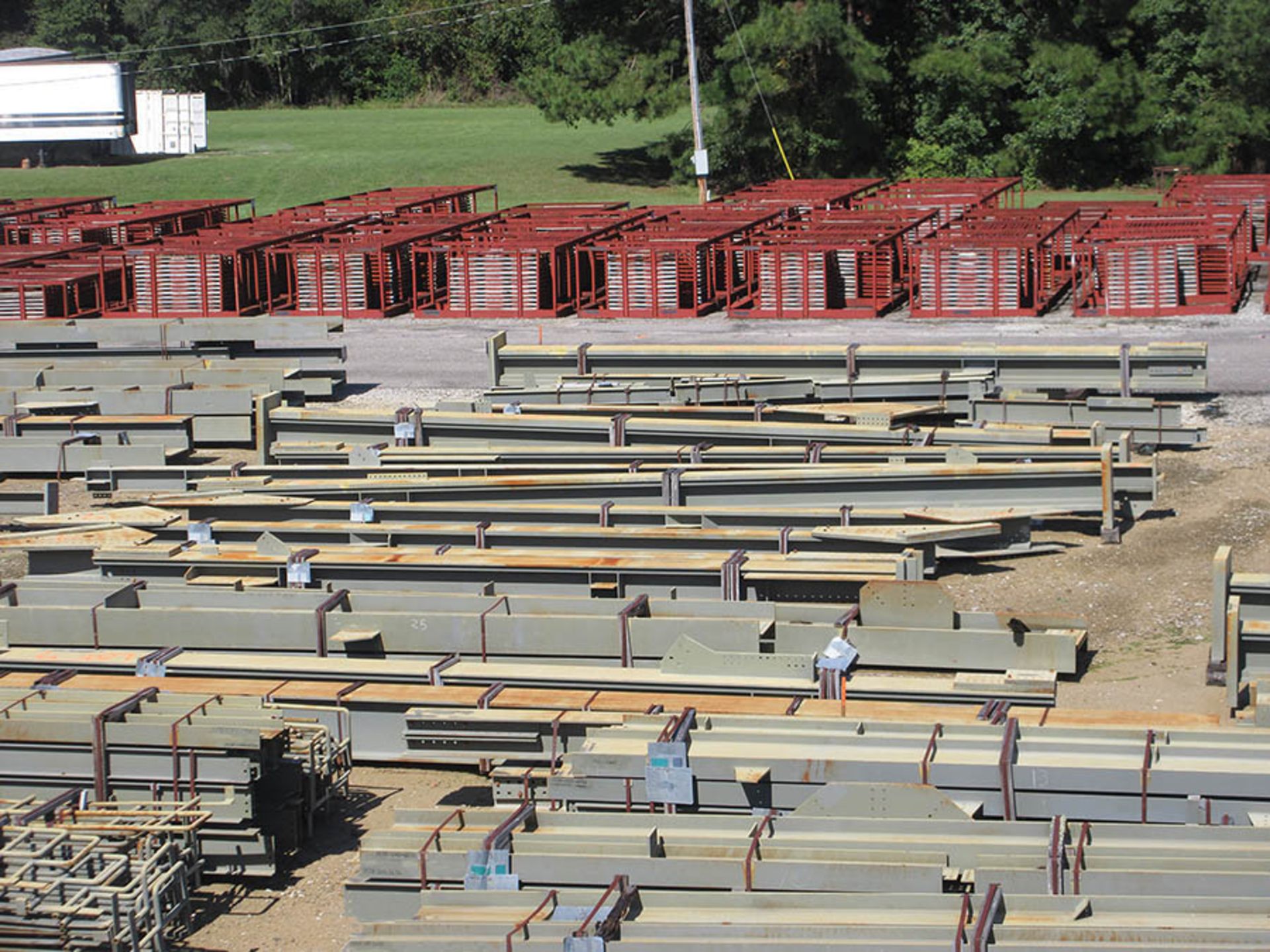 LARGE LOT OF STRUCTURAL STEEL: BEAMS, COLUMNS, BEAMS UP TO 496'' X 25'' X 20'' X 6'', 477'' X 27'' X