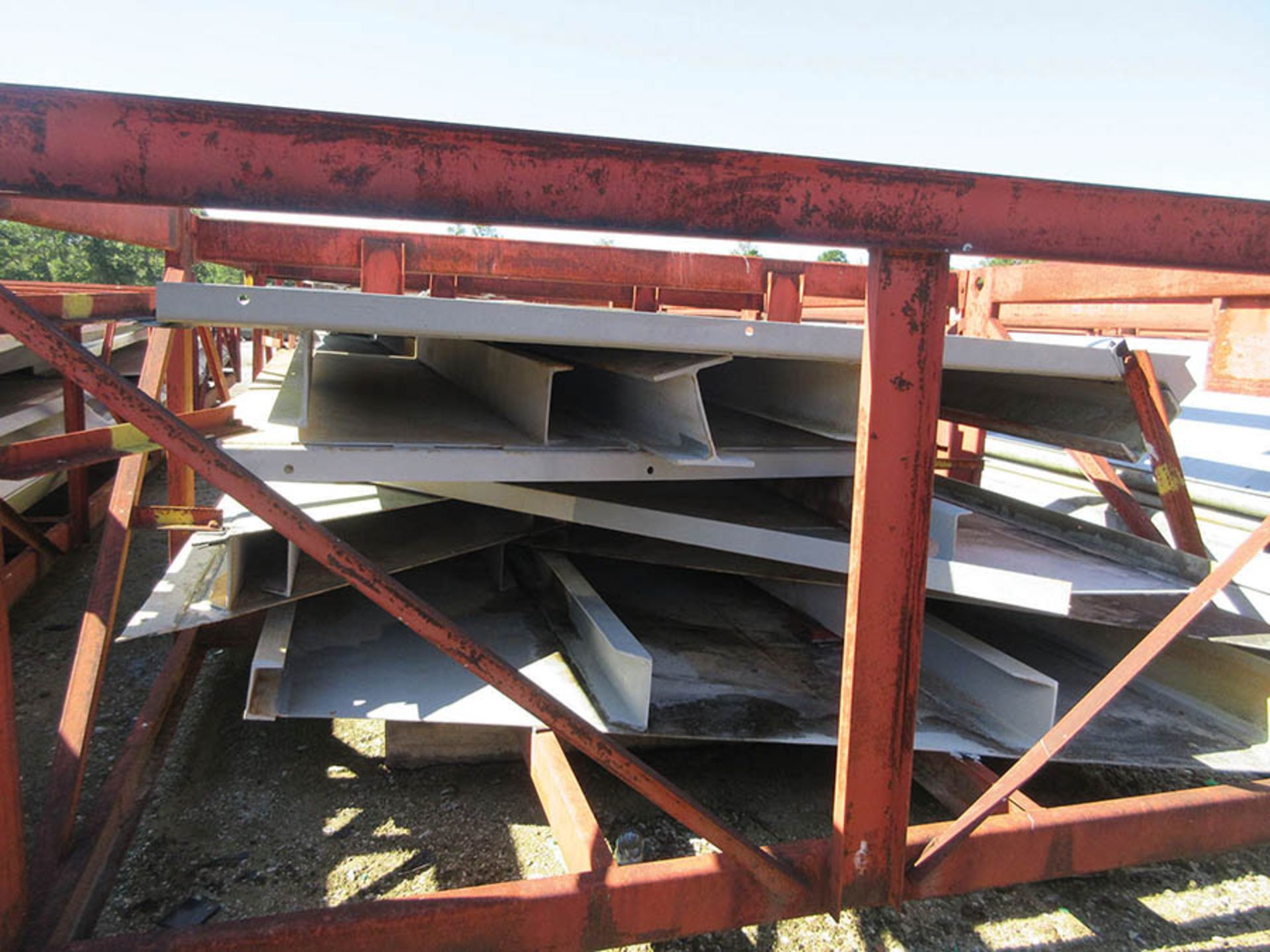 SMALLER LOT OF STRUCTURAL STEEL: ASSORTED PIECES, CRATES AVERAGE 535'' X 134'', LOCATION: GRID 3H - Image 10 of 11