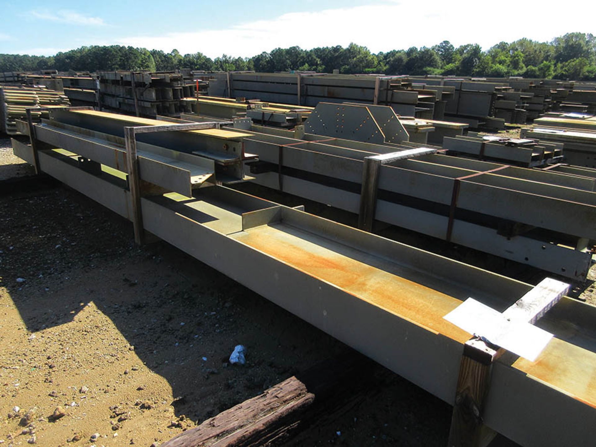 LARGE LOT OF STRUCTURAL STEEL: BEAMS, COLUMNS, HANDRAIL, STAIRS, BRACES, COLUMNS UP TO 406'' X - Image 11 of 23