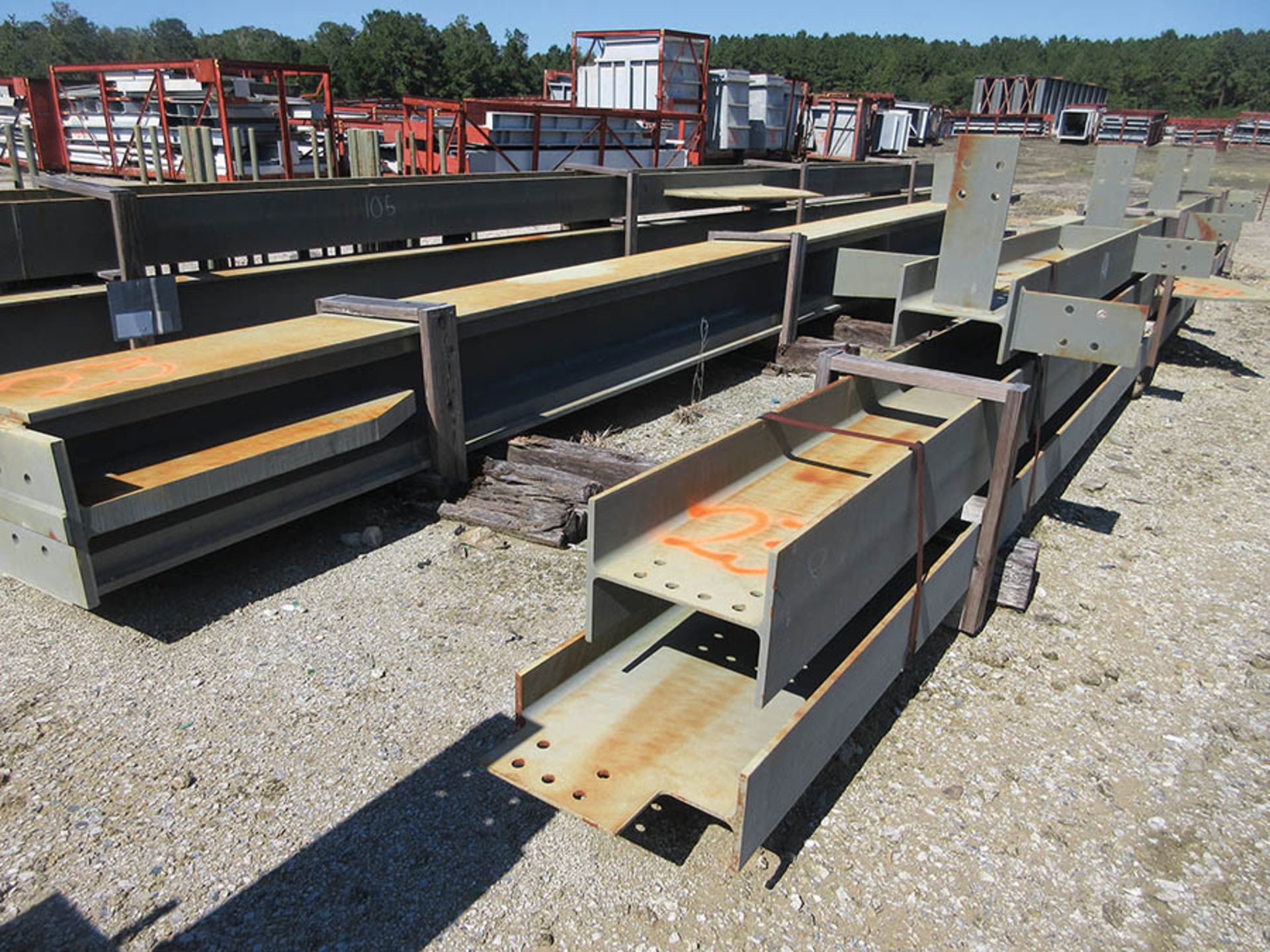 LARGE LOT OF STRUCTURAL STEEL: BEAMS, HANDRAIL, STAIRS, BEAMS UP TO 500'' X 92'' X 16'' X 1 1/2'', - Image 18 of 22