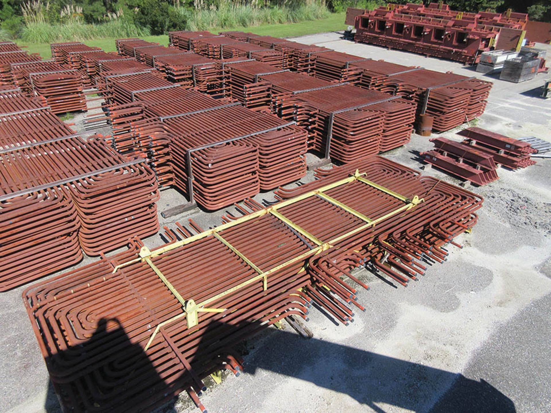 LARGE LOT OF PIPING, LOCATION: GRID 5C - Image 3 of 6