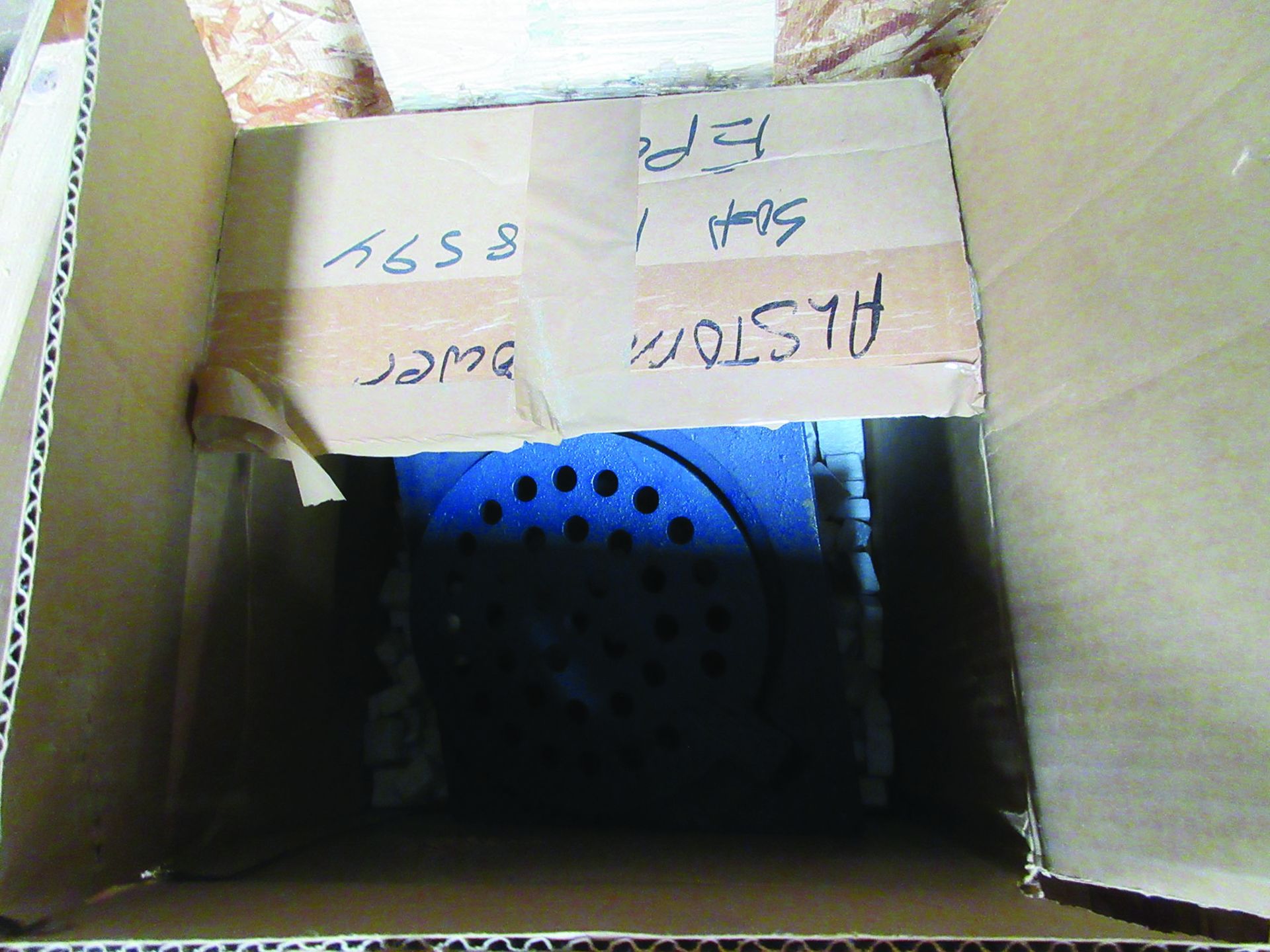 VELAN 4'' GATE VALVES, VELAN 8'' GLOBE VALVE (2X), VELAN 3'' GATE VALVES (8X), JAMESBURY 2'' - Image 3 of 14