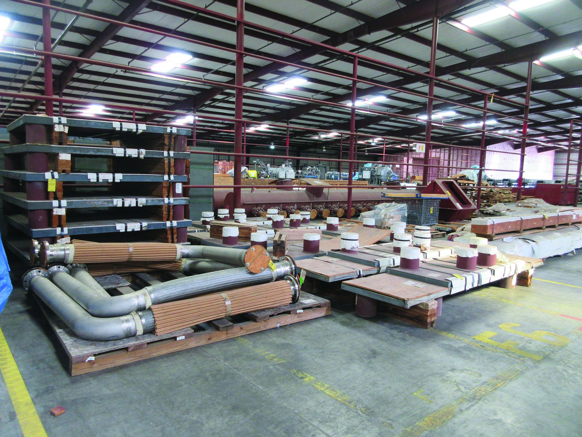 (6) SOLE PLATES, 6,685 LBS. EACH, OTHER ASSORTED SOLE PLATES, 4'' ASSORTED BUNDLE OF PIPE, ANGLE