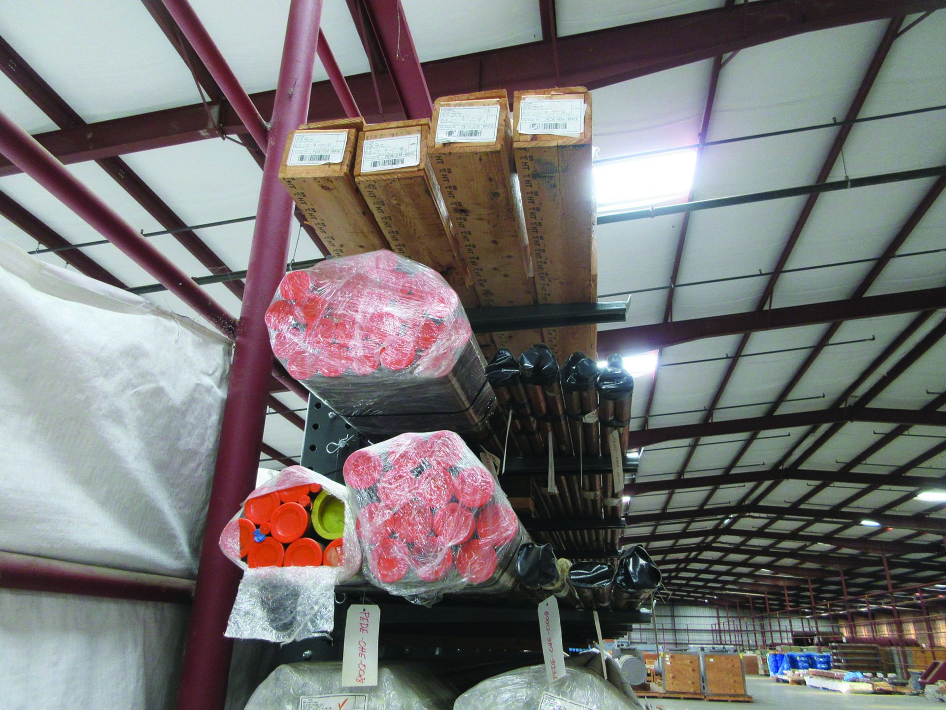 CANTILEVER RACK W/ CONTENT: 120'' X 48'' X 202'', BUNDLES OF COPPER PIPE; LARGER BUNDLES WEIGH 1, - Image 3 of 13