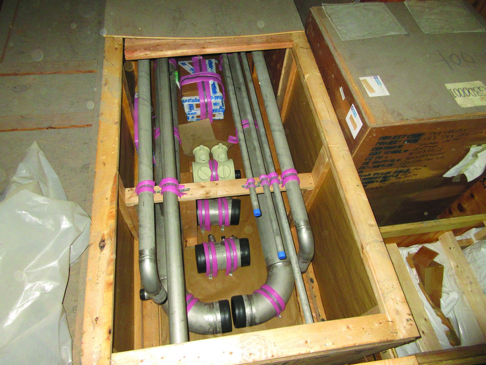 CRATED ITEMS ON EAST SIDE OF BUILDING, ALL COMPONENTS TO TURBINE, UPPER/LOWER CASINGS, MATCHING - Image 22 of 51