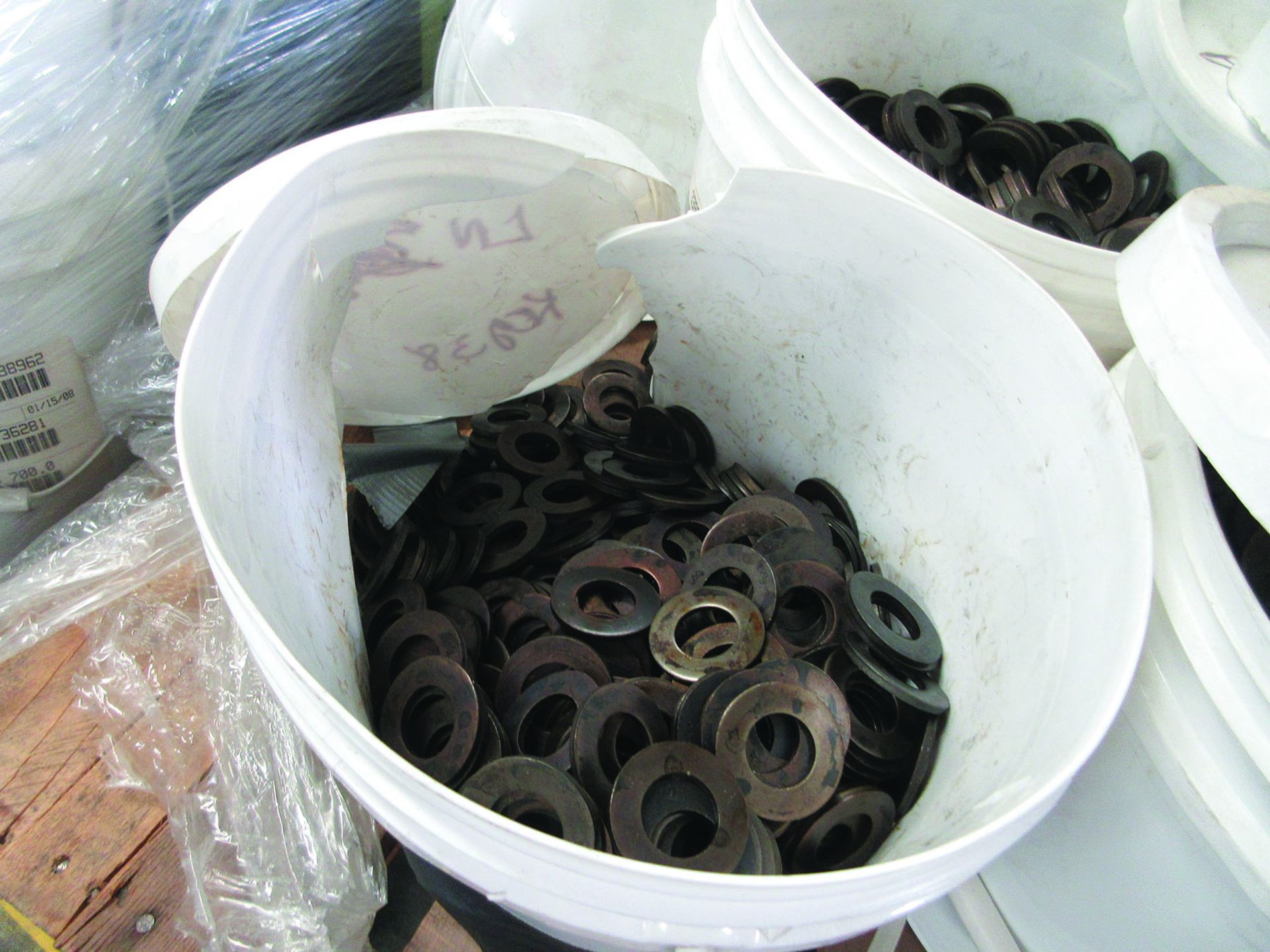 (80 +/-) PALLETS OF STRUCTURAL SCREWS, WASHERS, NUTS, GRID B7 - Image 3 of 5