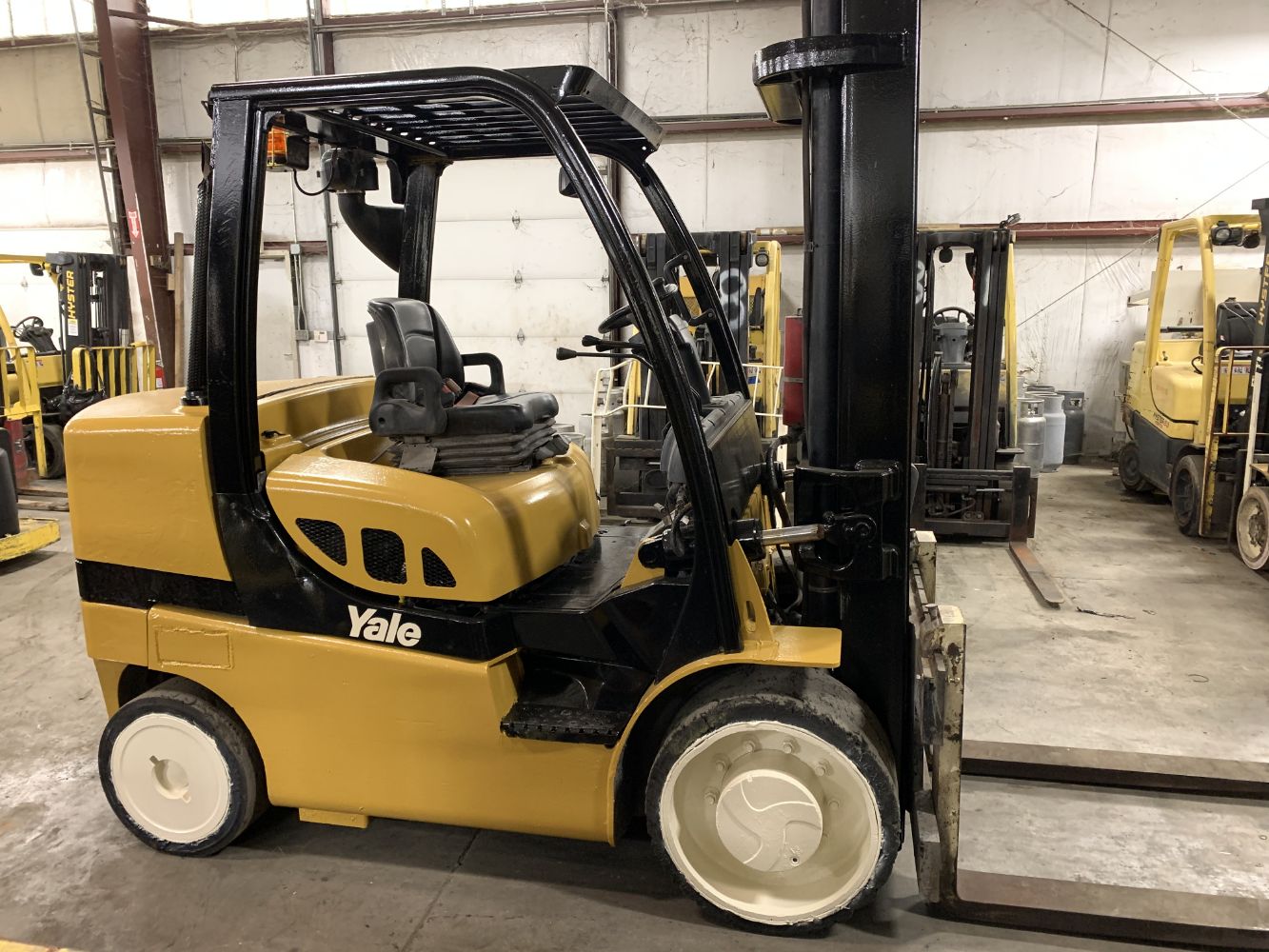 RENTAL RETURN FORKLIFTS - ONLINE ONLY - BIDDING ENDS 11/16/2020