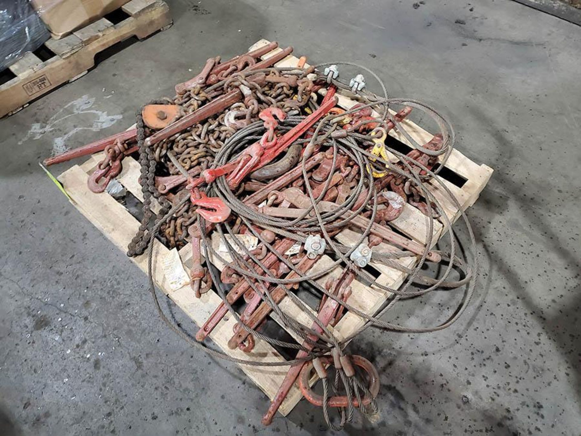 PALLET OF LIFTING AND RIGGING GEAR - Image 2 of 2