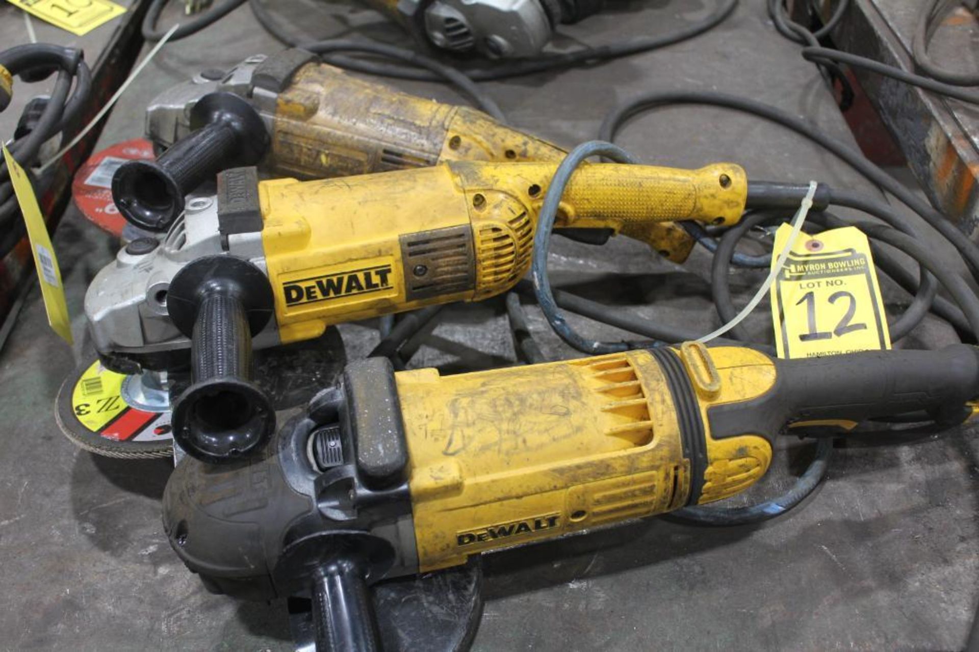 DEWALT 9" ELECTRIC ANGLE GRINDER; MO.DWE4599CN 15AMPS 4.9HP 6,500RPM - Image 2 of 2