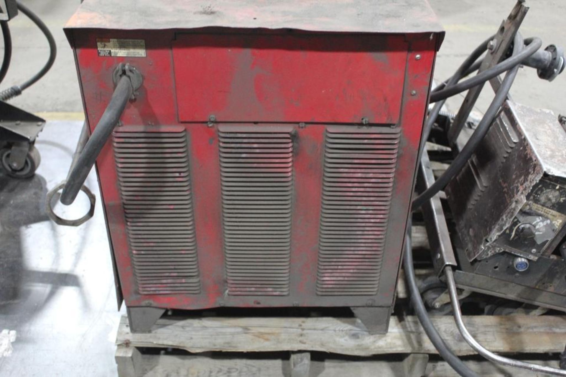 LINCOLN ELECTRIC IDEALARC DC-600 WELDER SN.U1940326604 230-460V WITH LN-8 WIRE FEED SN.103238 115V - Image 5 of 10