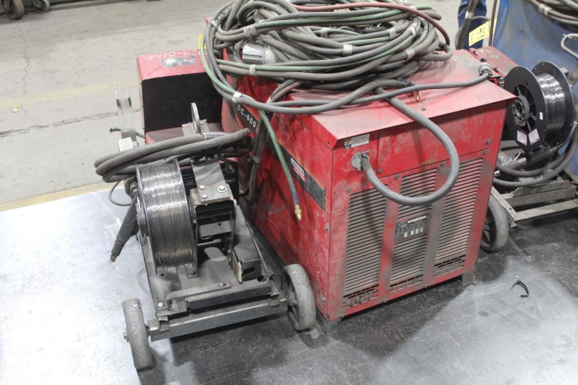 LINCOLN ELECTRIC IDEALARC DC-600 WELDER SN.U1090101979 230-460V WITH LN-10 WIRE FEED 115V - Image 2 of 9