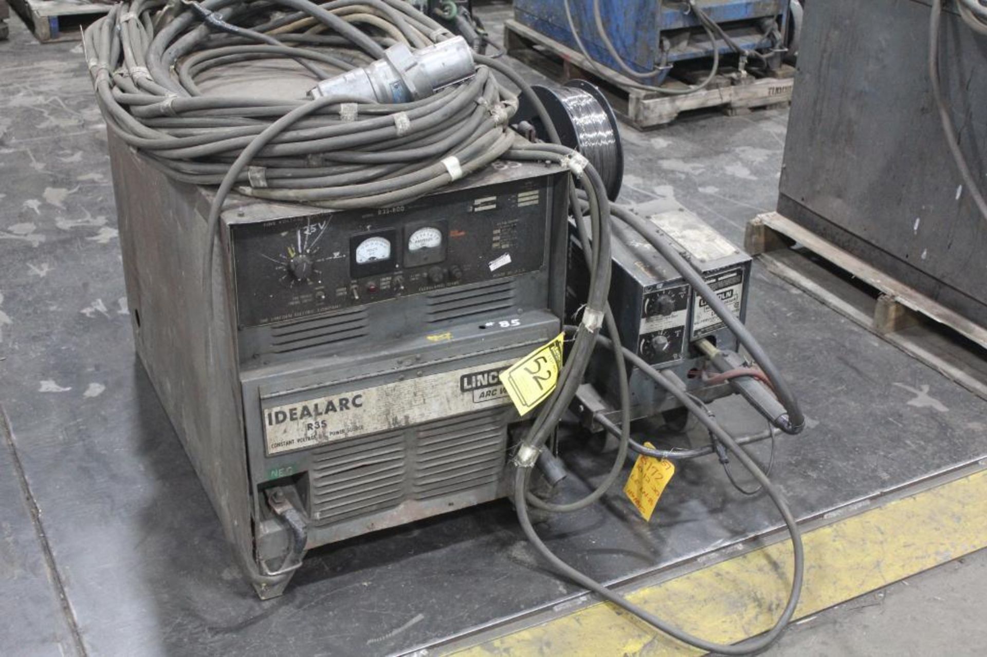 LINCOLN ELECTRIC IDEALARC DC-600 WELDER SN.AC292177 230-460V WITH LN-8 WIRE FEED SN.184815 115V