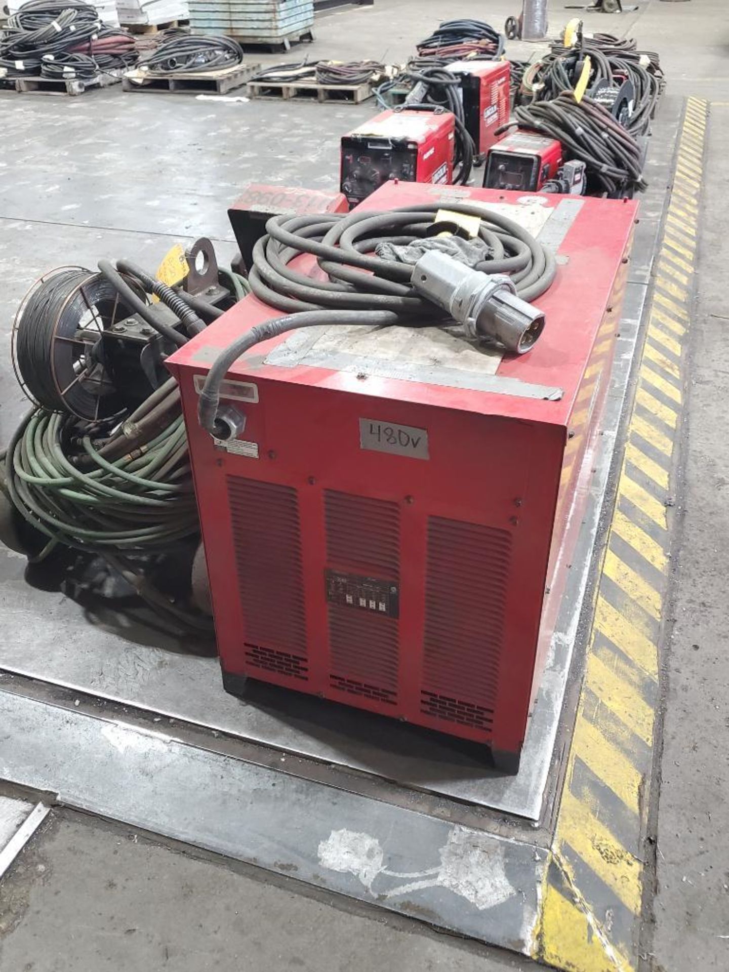 LINCOLN ELECTRIC IDEALARC DC-600 WELDER 230-460V WITH LN-10 WIRE FEED SN.U1121002540 115V - Image 3 of 7
