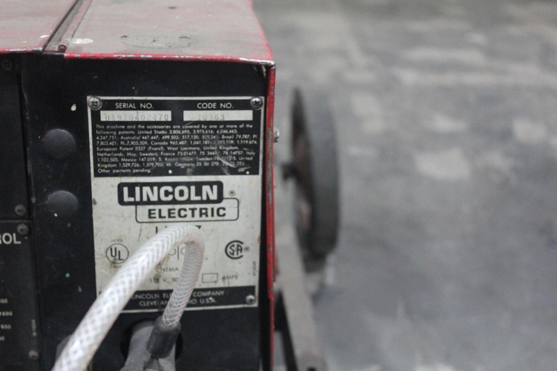 LINCOLN ELECTRIC IDEALARC DC-600 WELDER SN.U1091104152 230-460V WITH LN-7 WIRE FEED SN.U1970402470 - Image 6 of 10