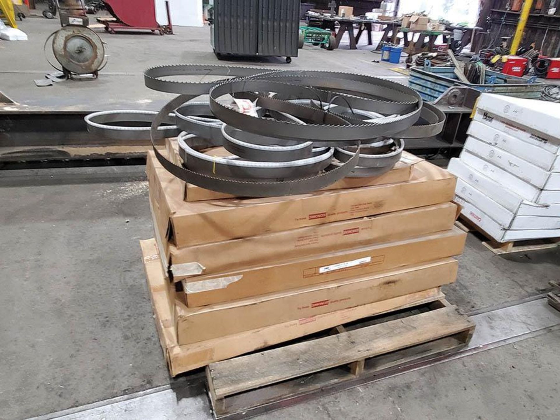 LOT ON PALLET, MORSE BANDSAW BLADES 29FT - Image 2 of 3