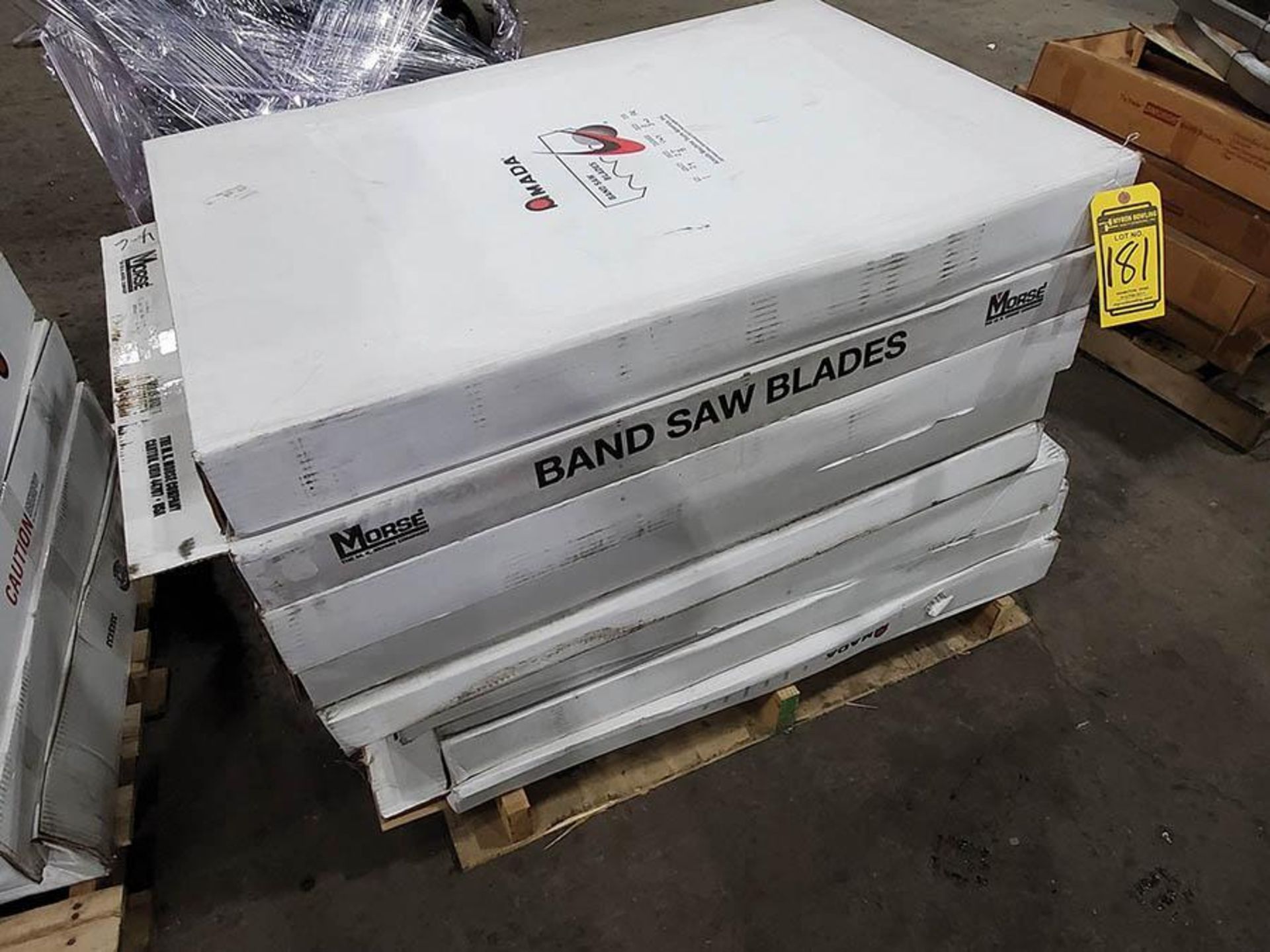 LOT ON PALLET, MORSE BANDSAW BLADES 29FT X 2 5 8IN