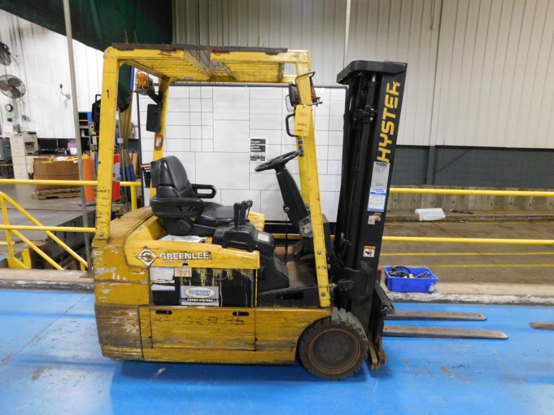 HYSTER 2400 LB. ELECTRIC FORKLIFT MODEL J35XMT2, S/N H160N0240BY, SOLID TIRES, OVERHEAD GUARD, 131