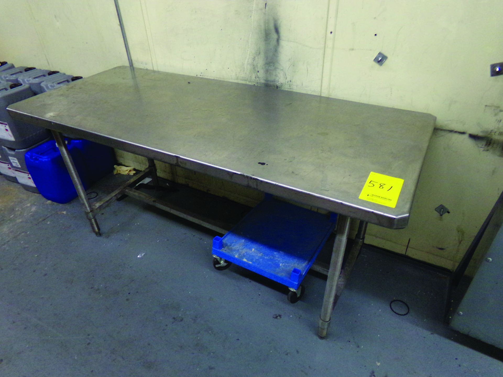 6' X 2' 6'' STAINLESS TABLE, 2-DOOR CABINET W/ CONTENT