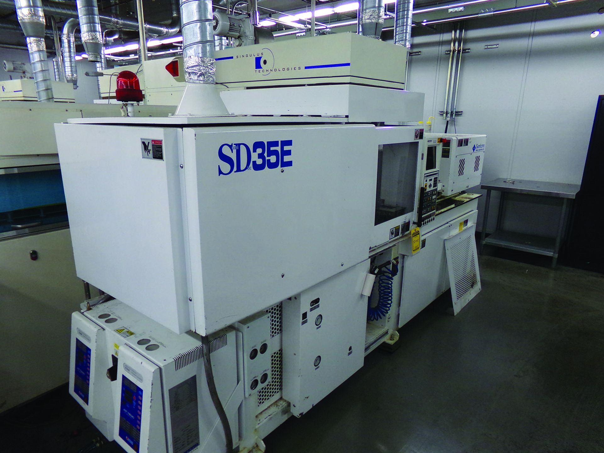 2002 SUMITOMO SD35E MOLDING MACHINE, 200 V., 3-PHASE, MOWE 0493