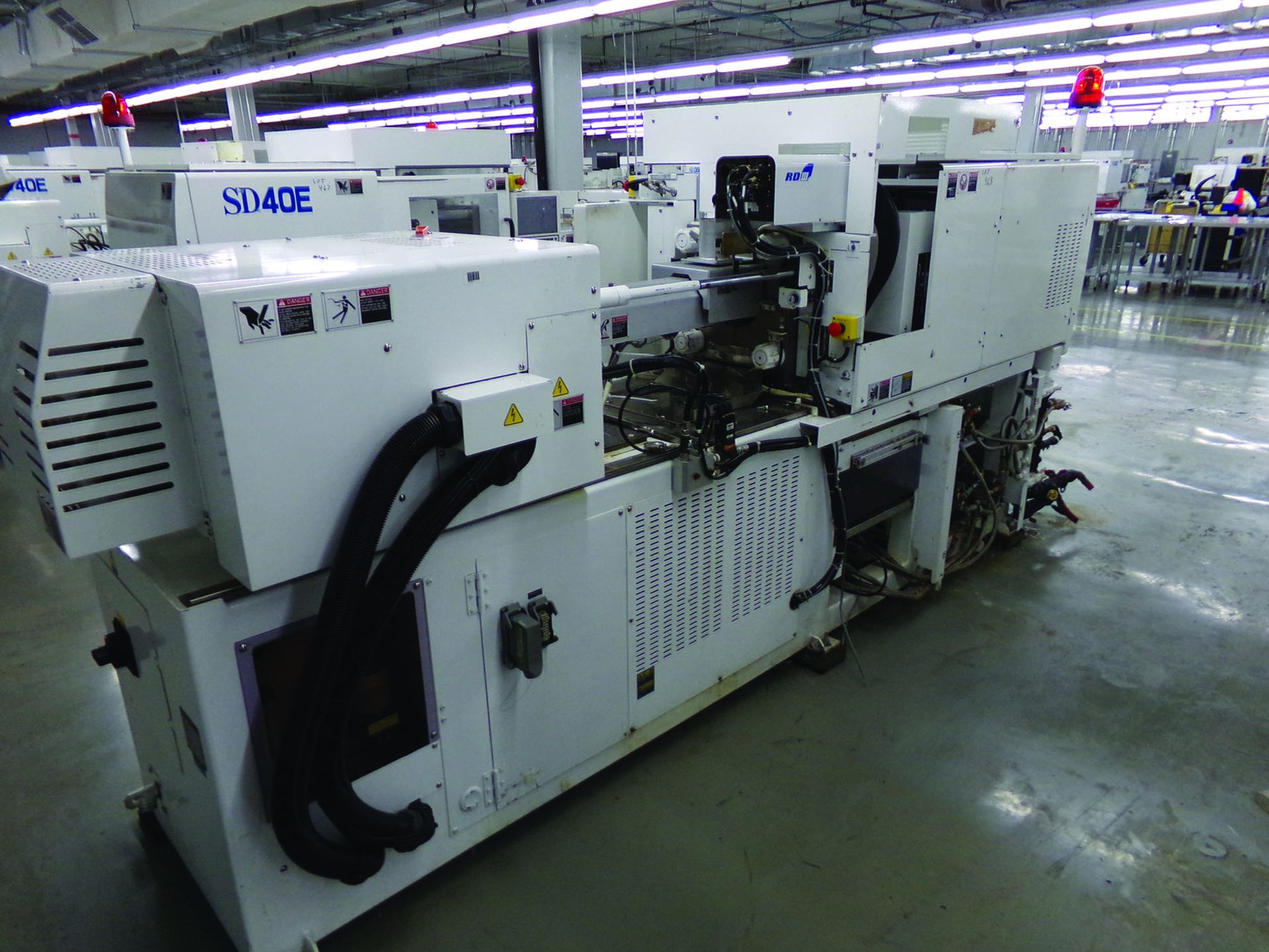 2004 SUMITOMO SD40E MOLDING MACHINE, 208 VOLT, 3-PHASE, MOWN 0967 - Image 2 of 2