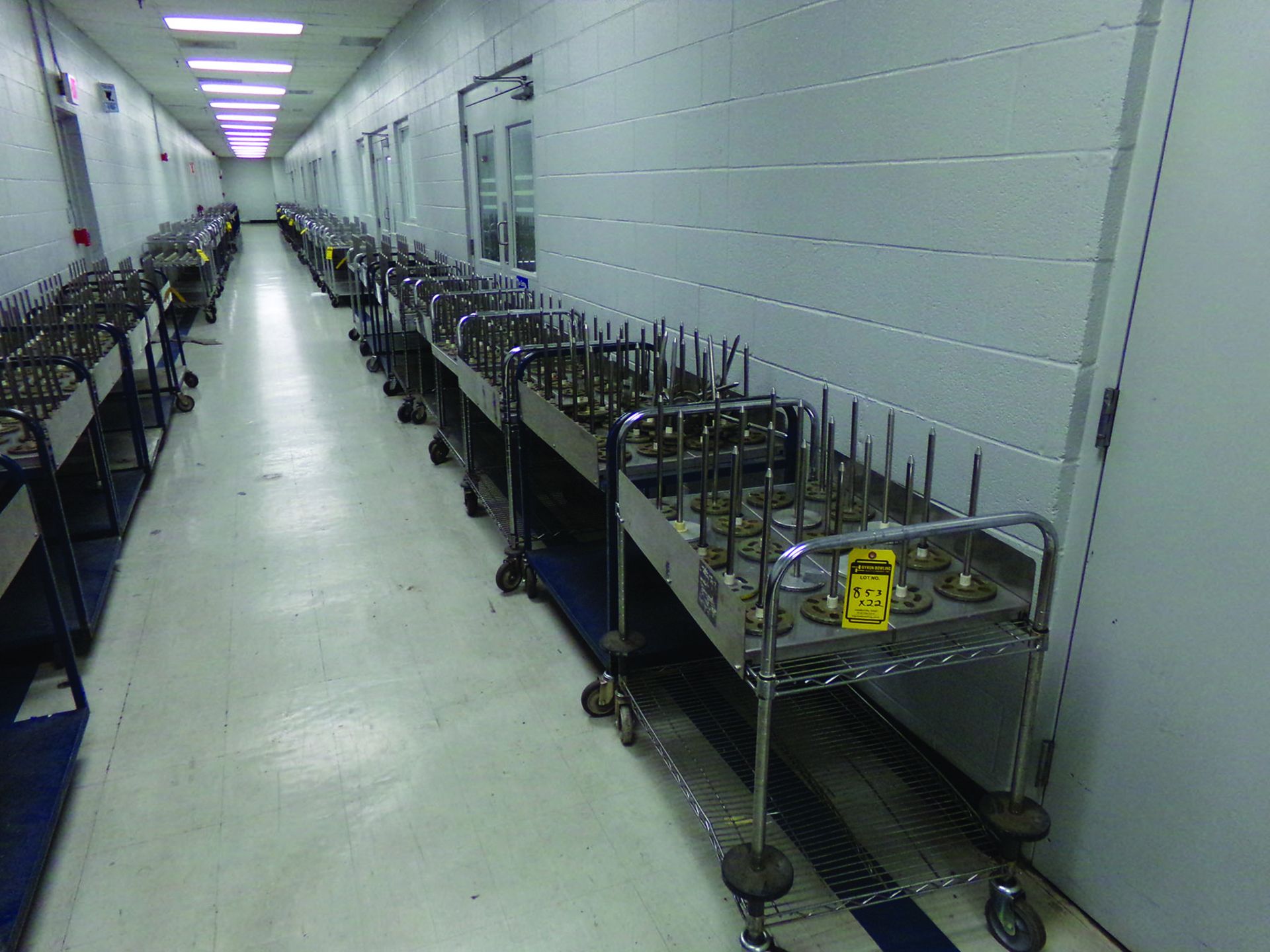 (22) ROLLING CARTS W/ SPINDLES - Image 3 of 5