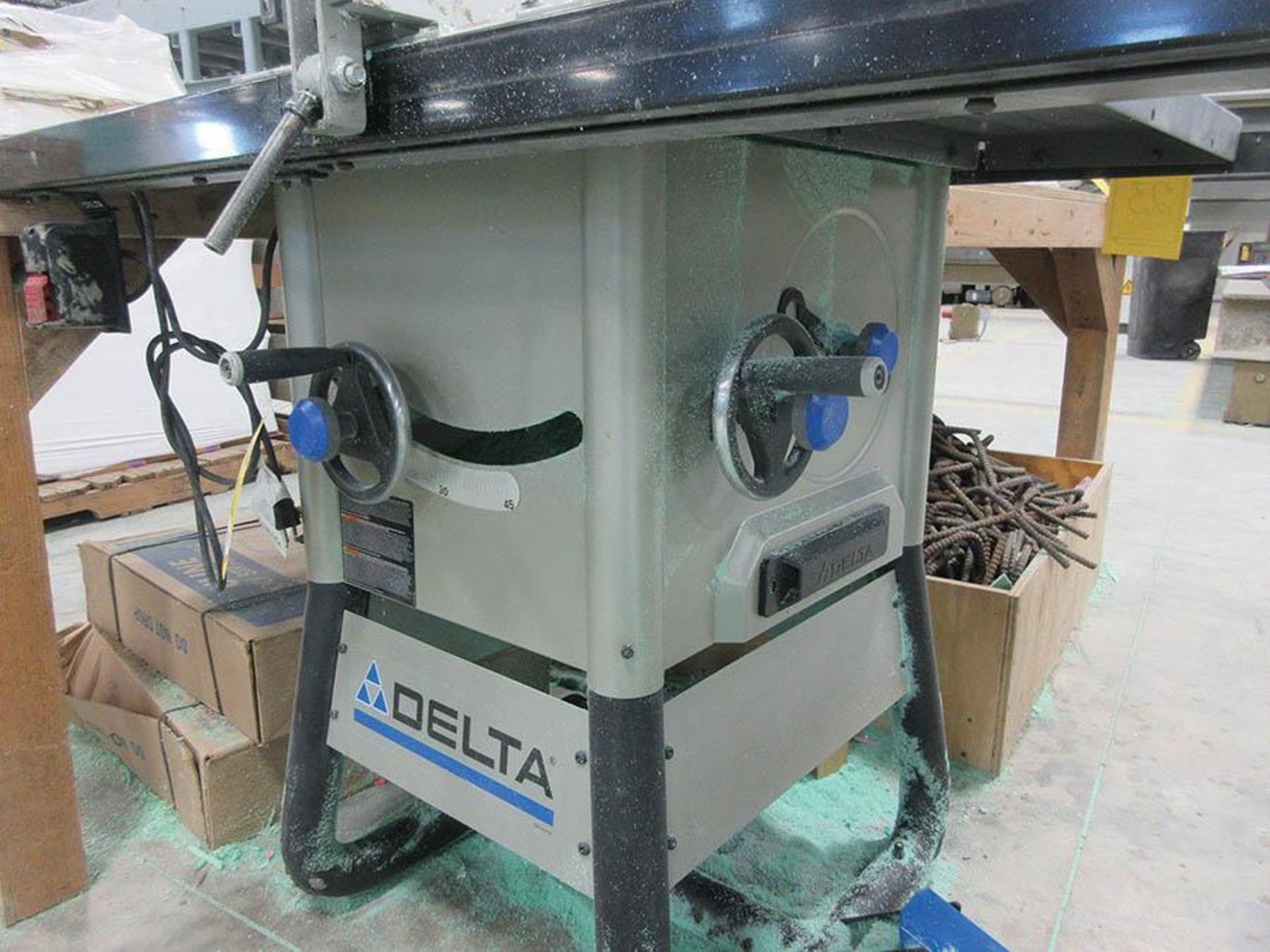 2016 DELTA TABLE SAW, 10'' BLADE, S/N 046795 - Image 6 of 6